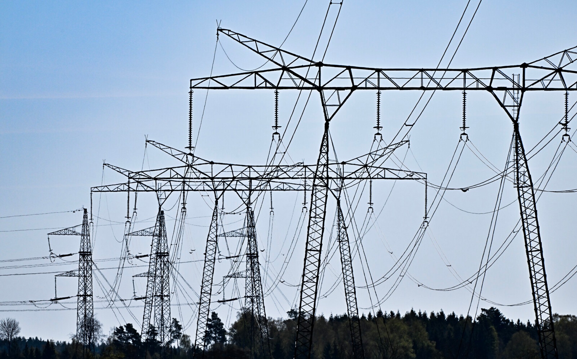 Electricity Prices to Drop in Southern Sweden, Surge in the North