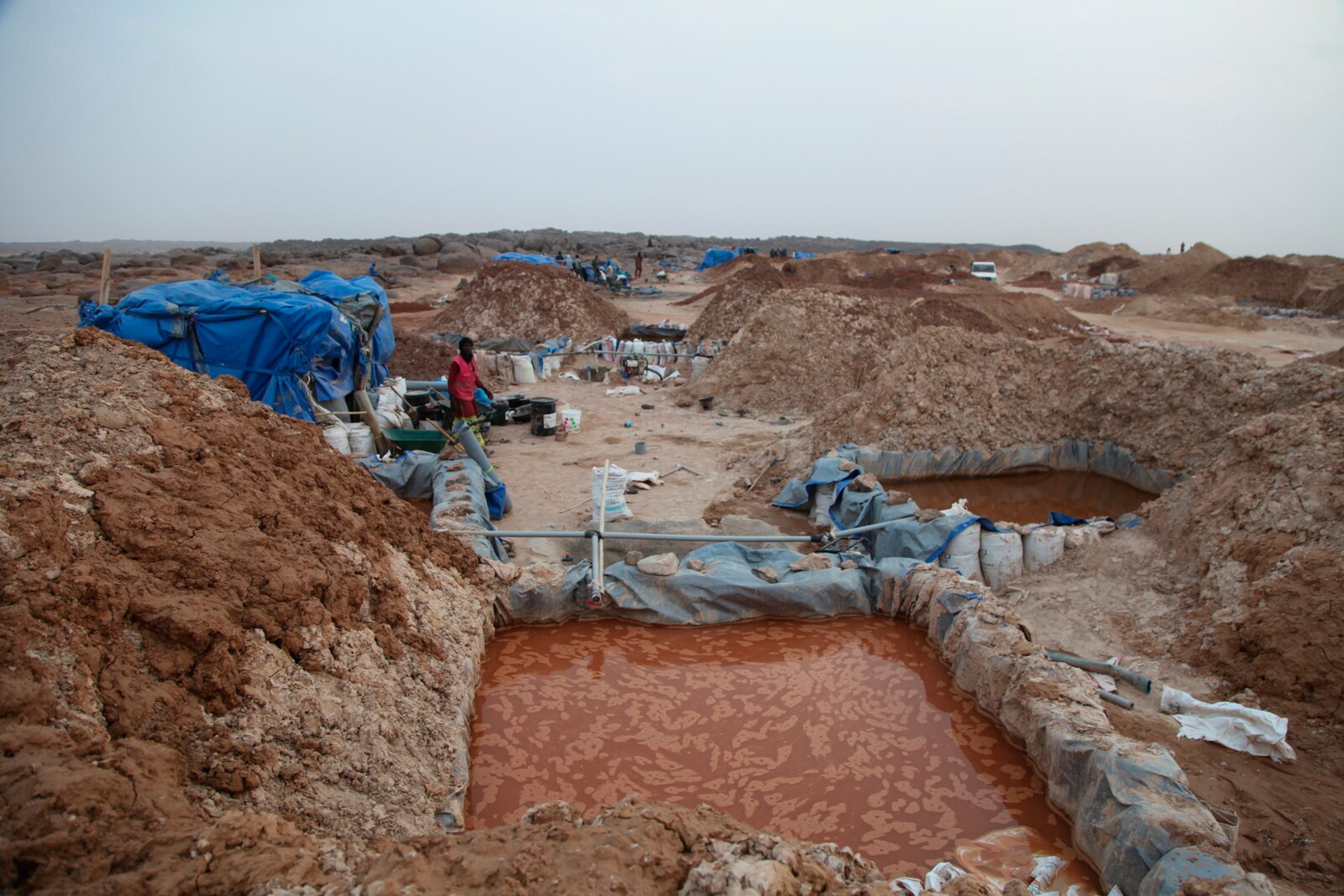 Gold Mine Collapsed – Several