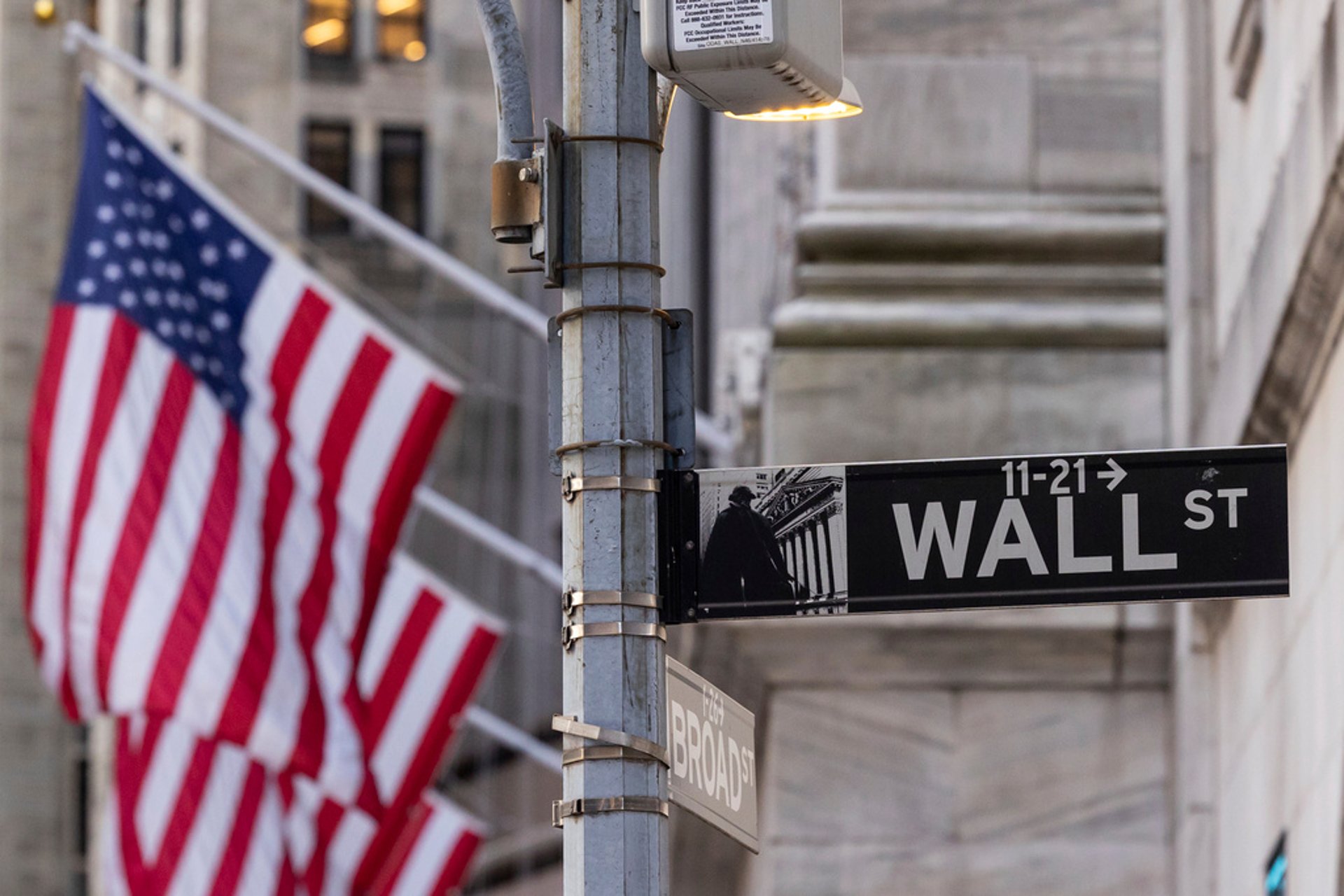 Happy Miners on Wall Street