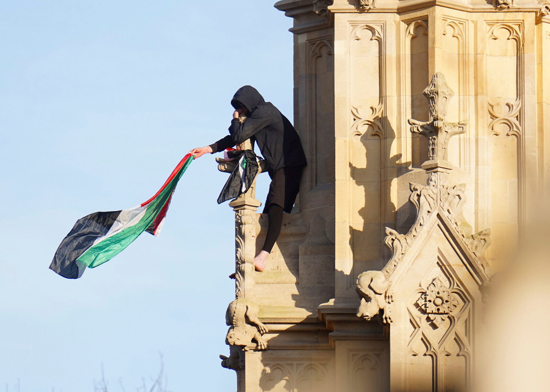 Demonstrator sat in Big Ben for 16 hours