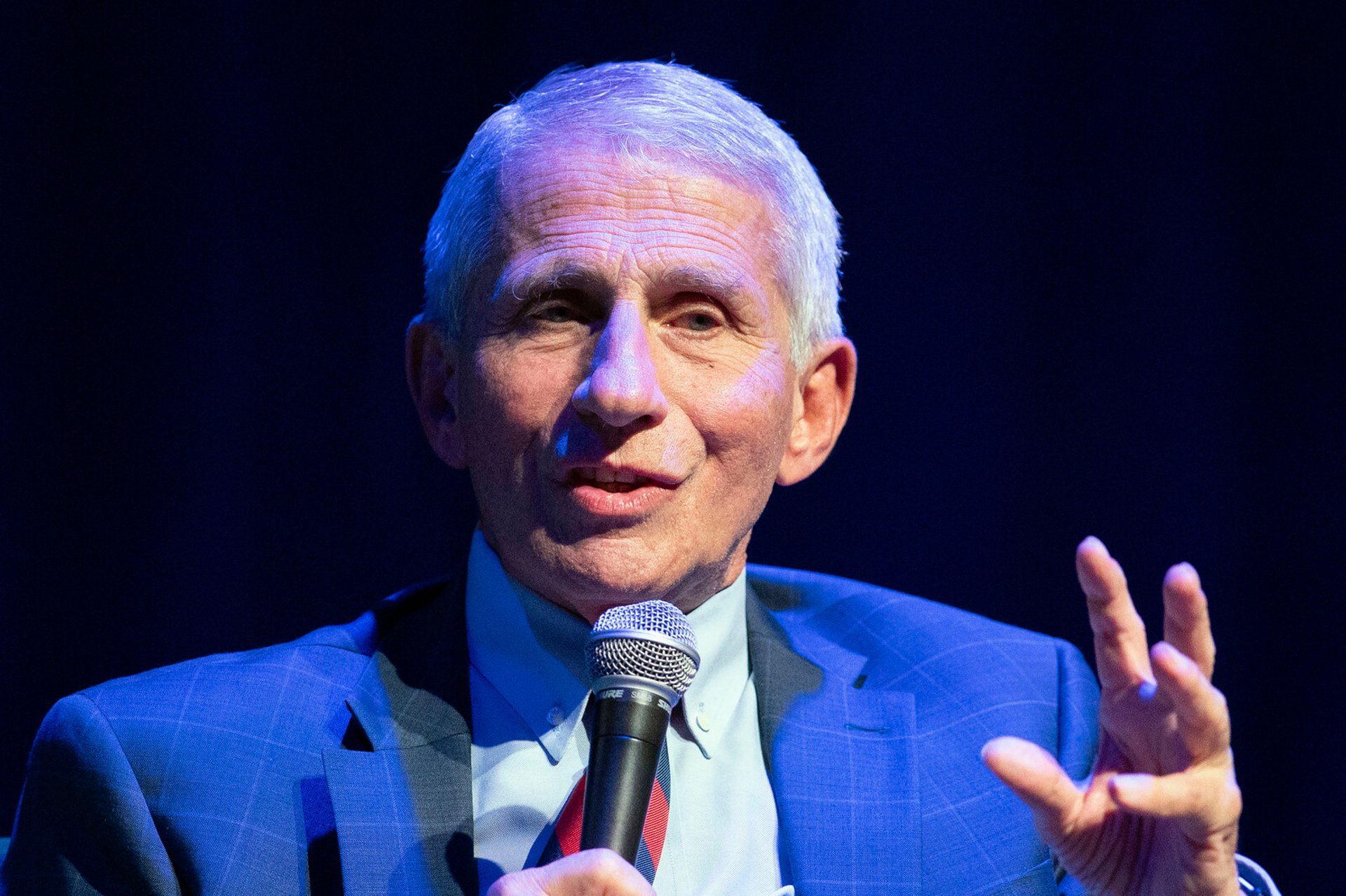 Trump withdraws Fauci's protection