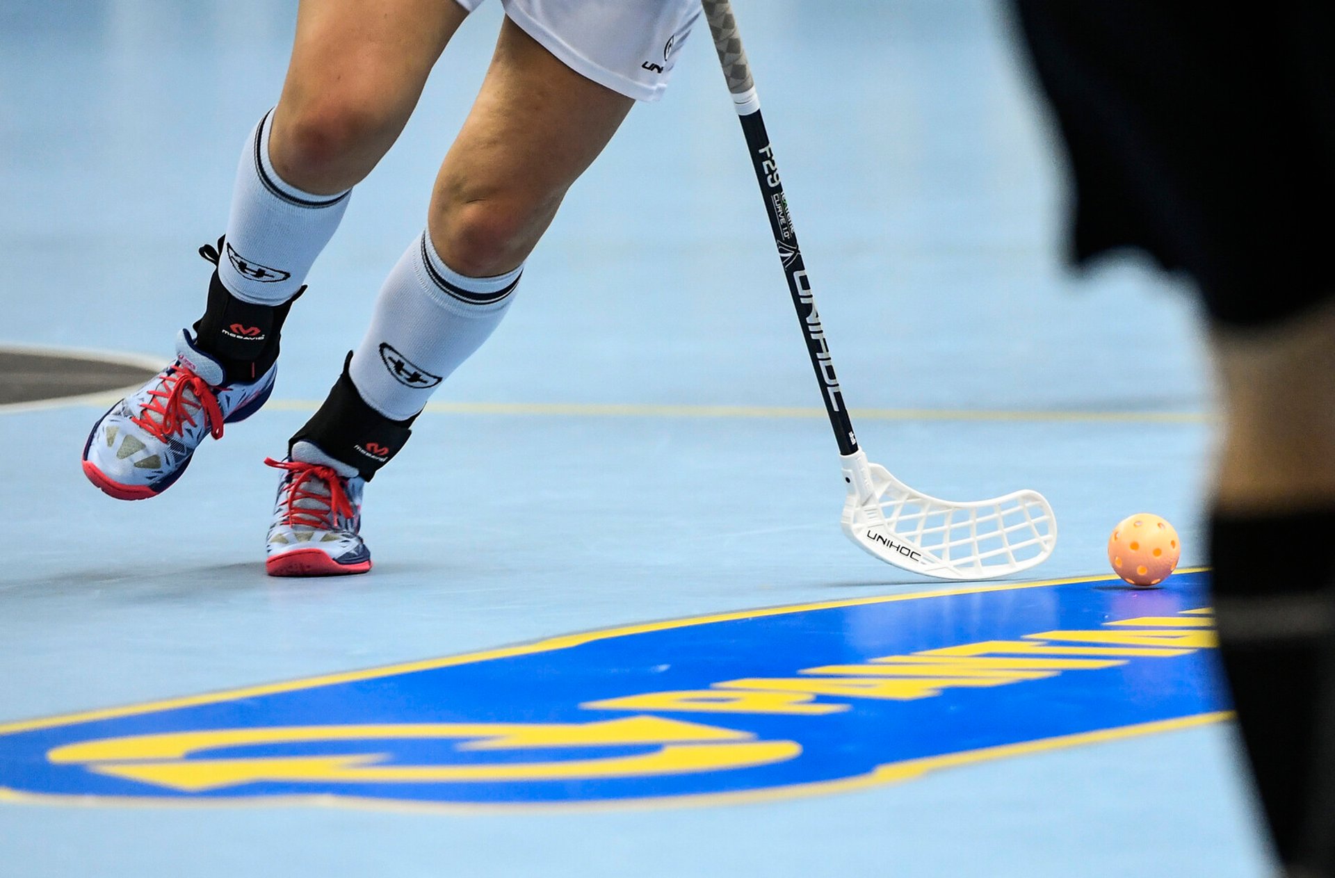 Player hit opponent with stick – risks suspension