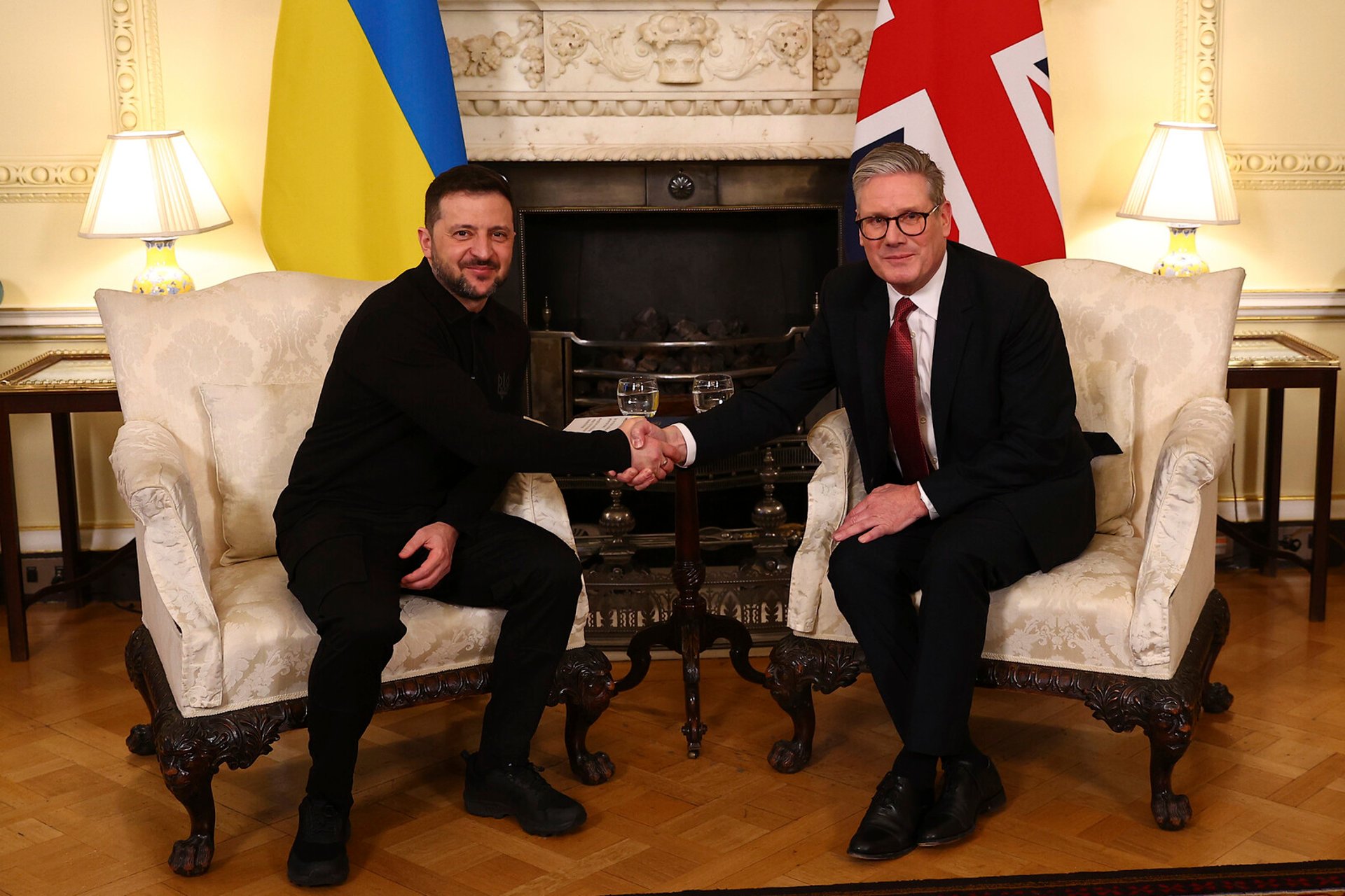 Starmer welcomed Zelenskyj after the chaotic meeting