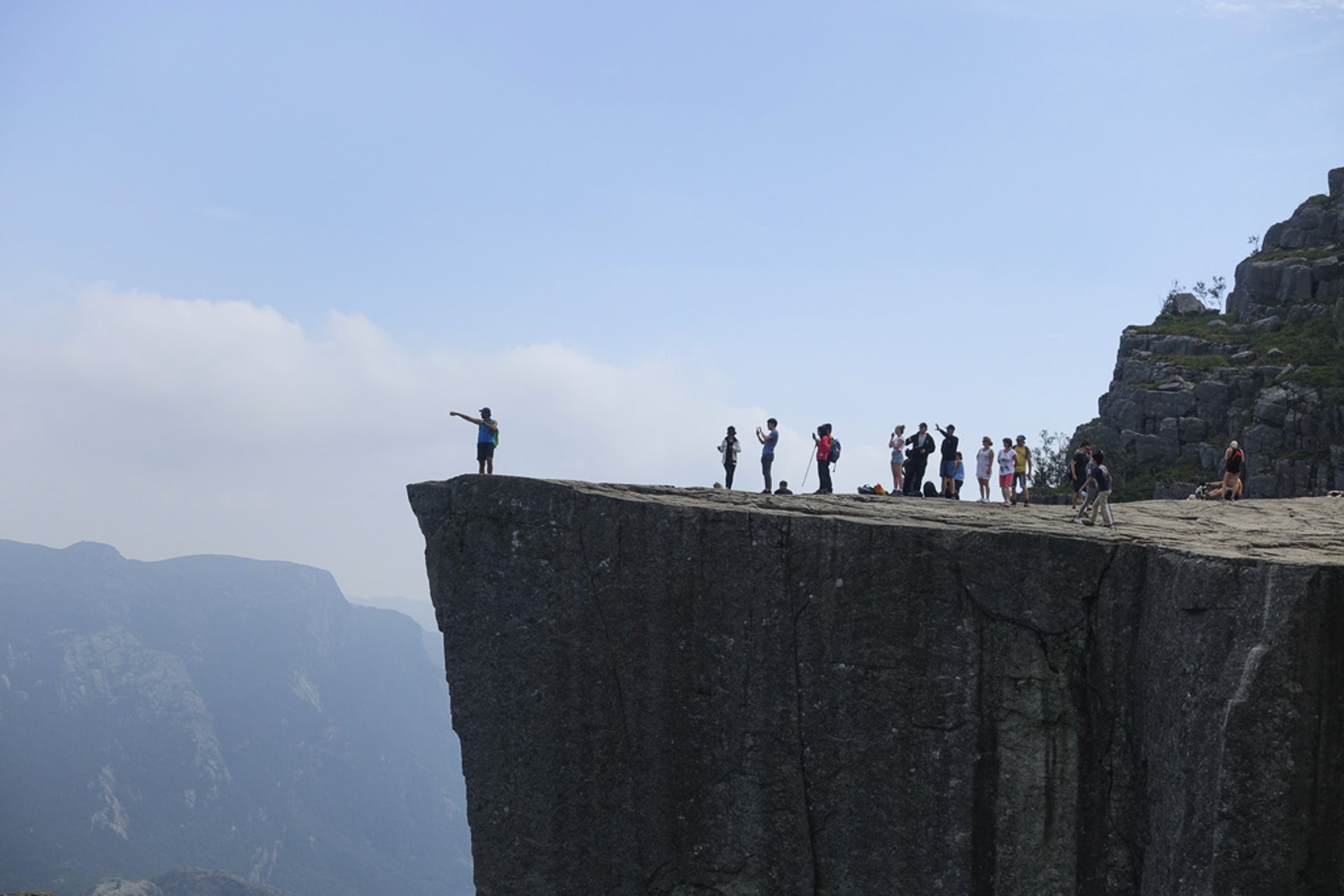 Fell 200 meters from the Norwegian cliff – found dead