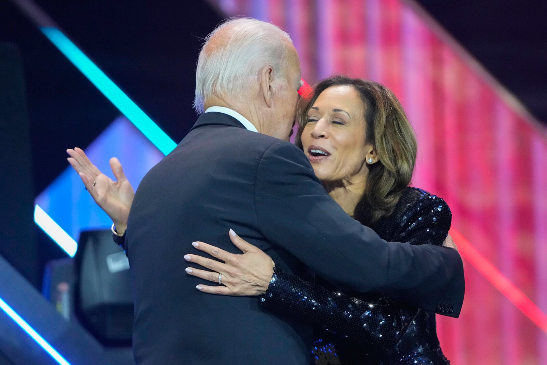 Biden praises Harris: "The best decision I made"