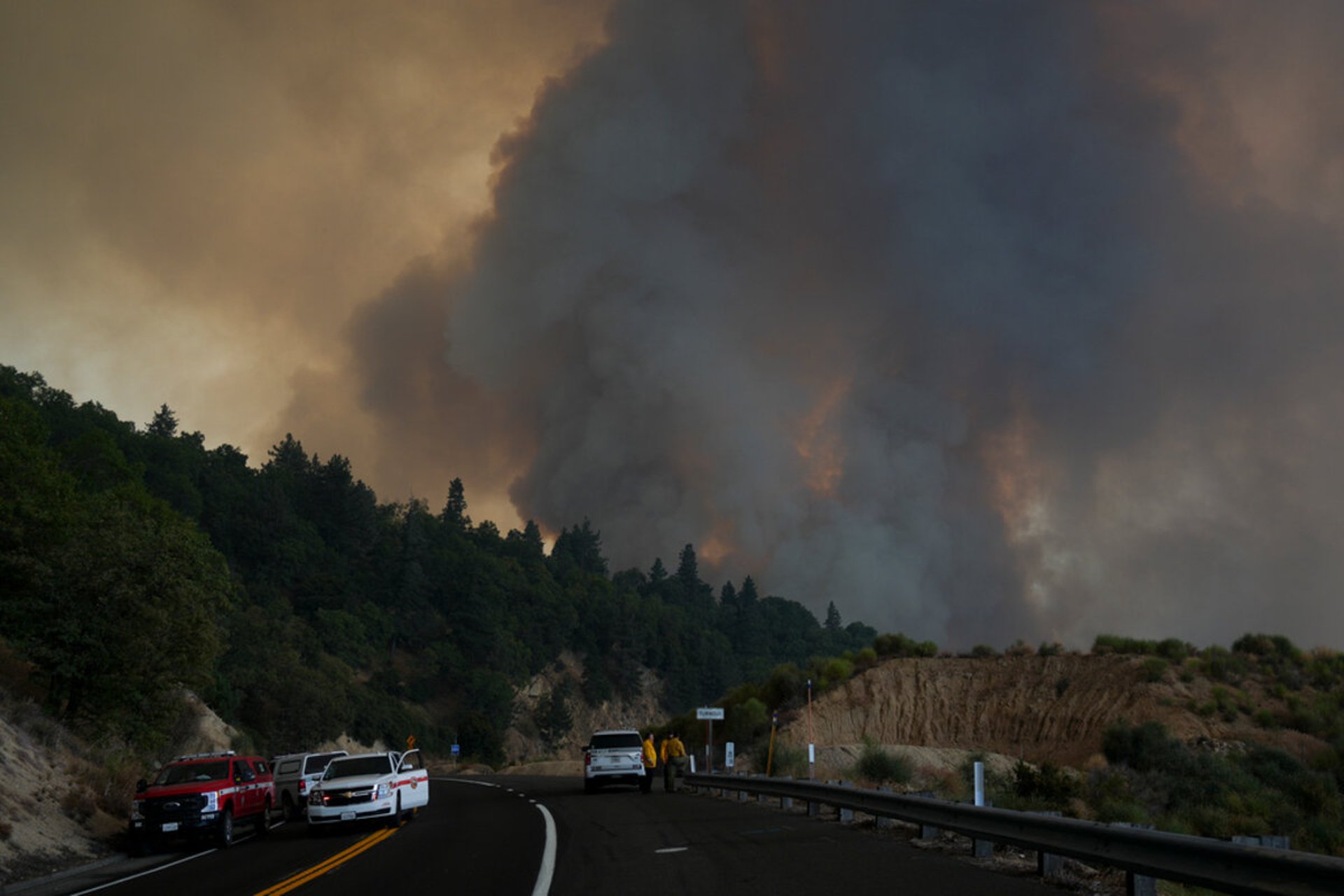 Large Fire Threatens Tens of Thousands of Homes in California