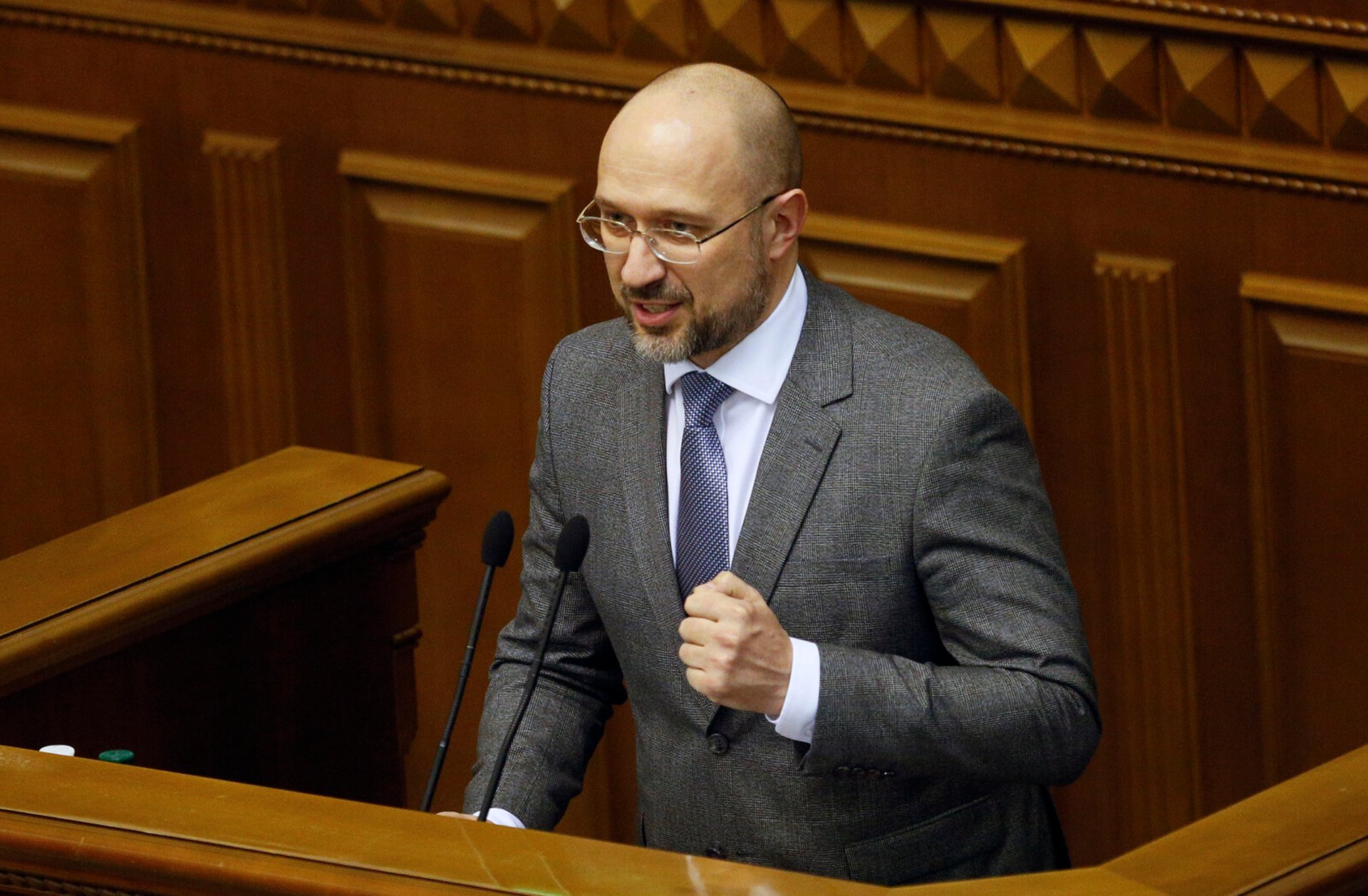 Ukraine Approves Large War Budget