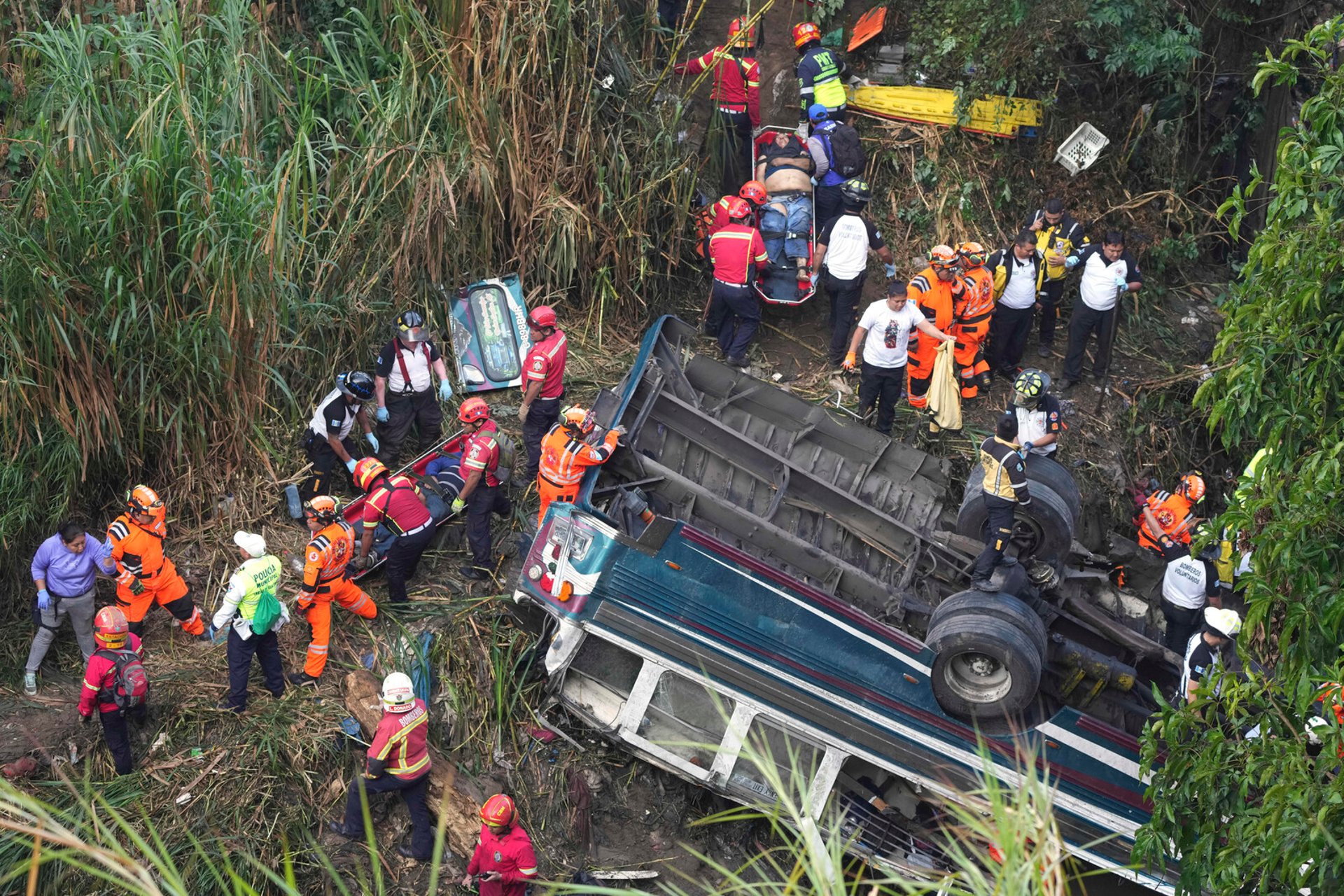 Bus crashed into ravine –