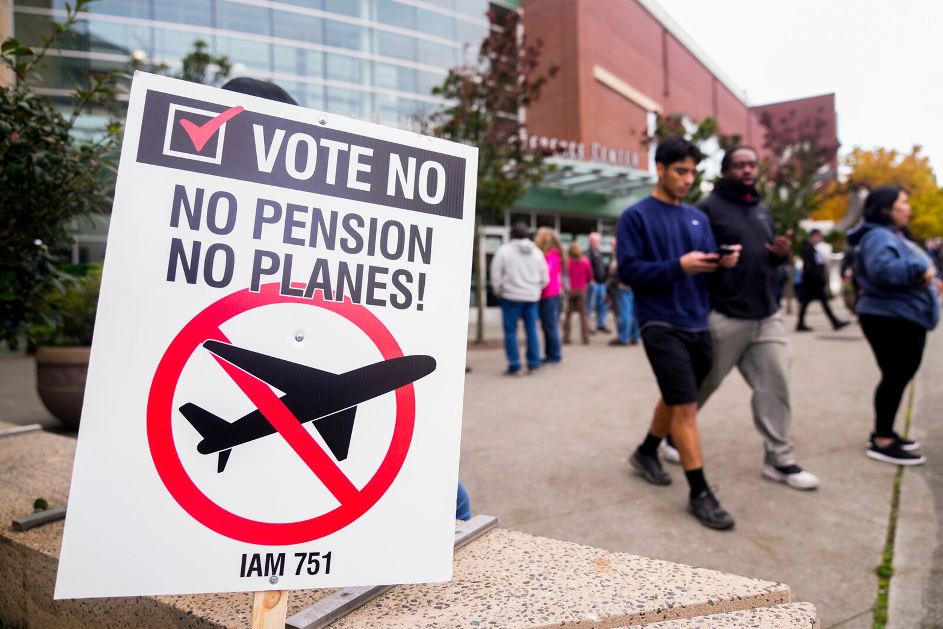 The strike at Boeing continues