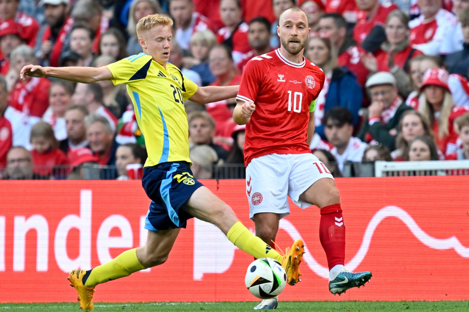 Hugo Larsson scores in Frankfurt's victory