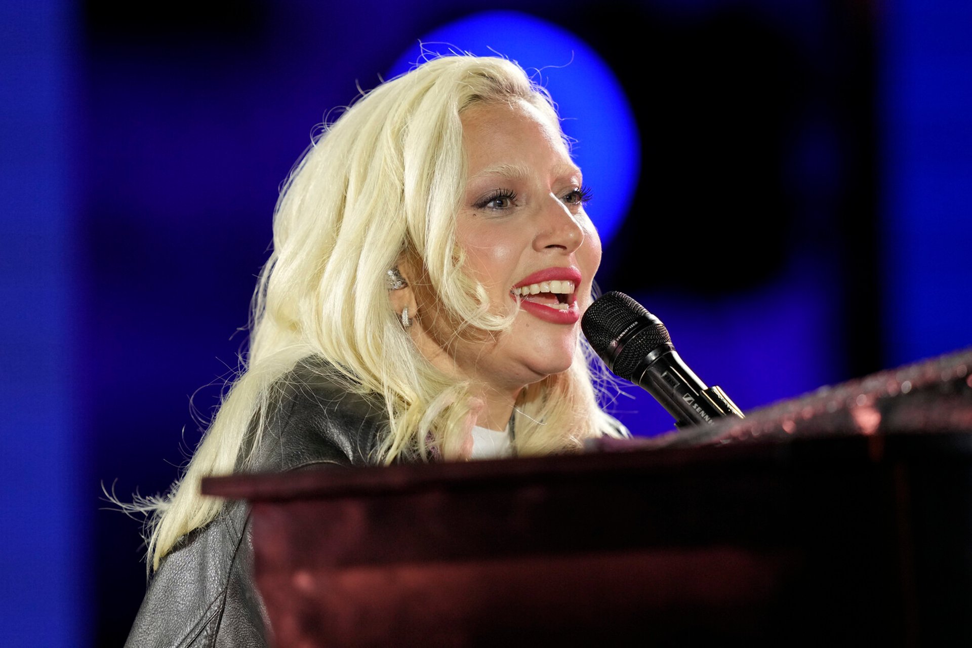 Lady Gaga gives a free concert on Copacabana