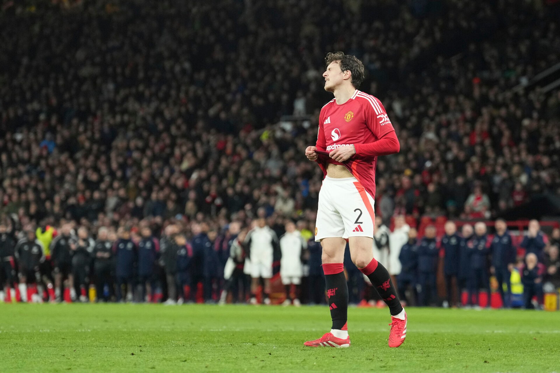 Lindelöf started in the thrilling draw against the top team