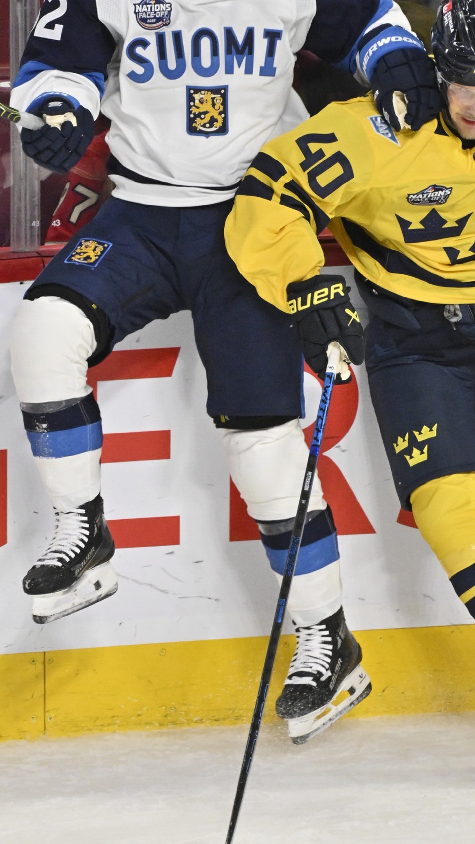 NHL: Vancouver's star Elias Pettersson injured