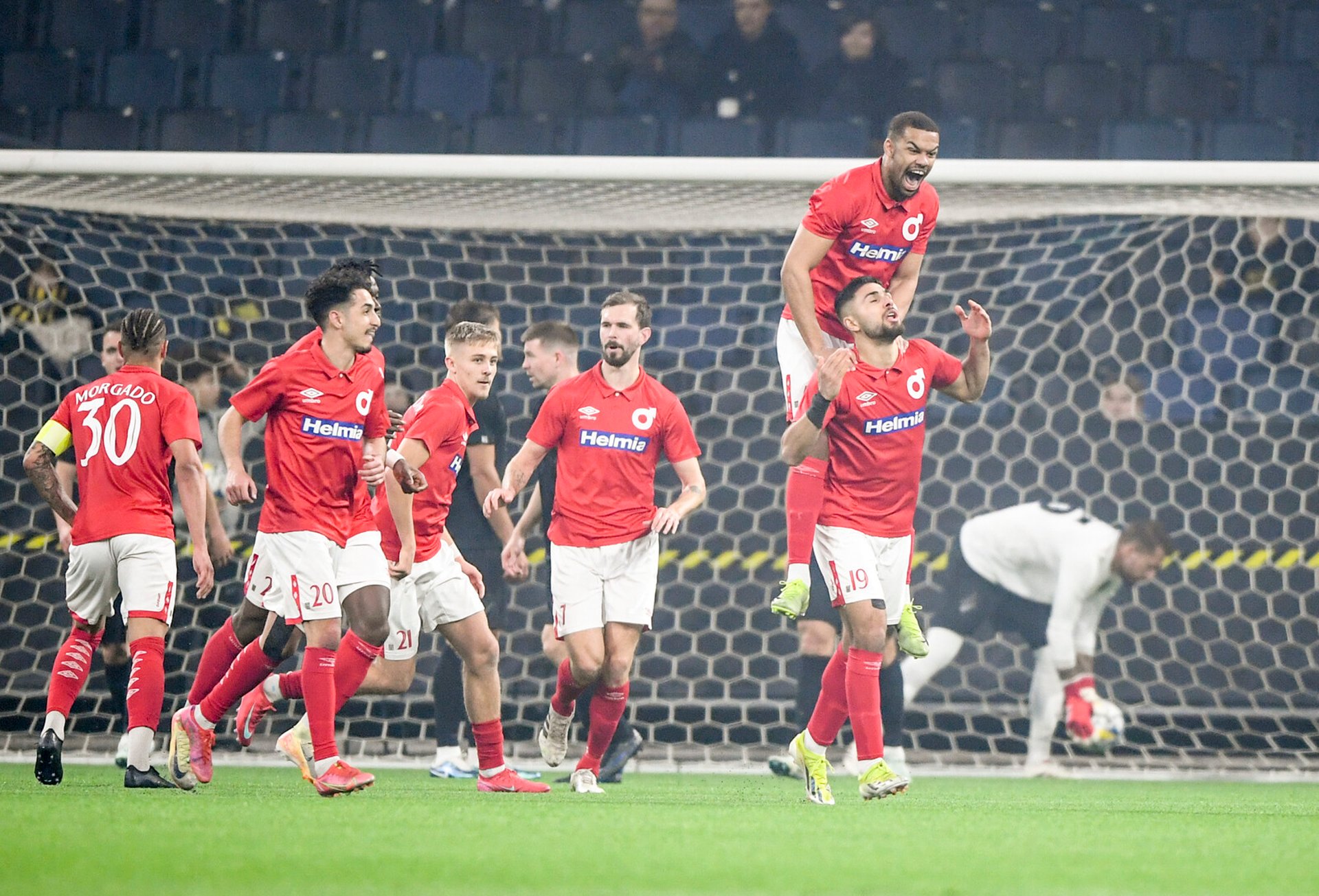 Faraj saves point for Degerfors against AIK