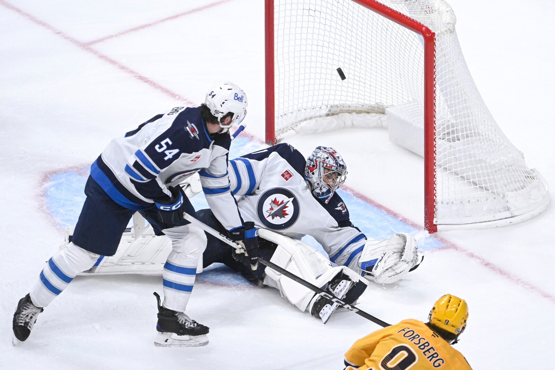 Filip Forsberg ended Winnipeg's record streak