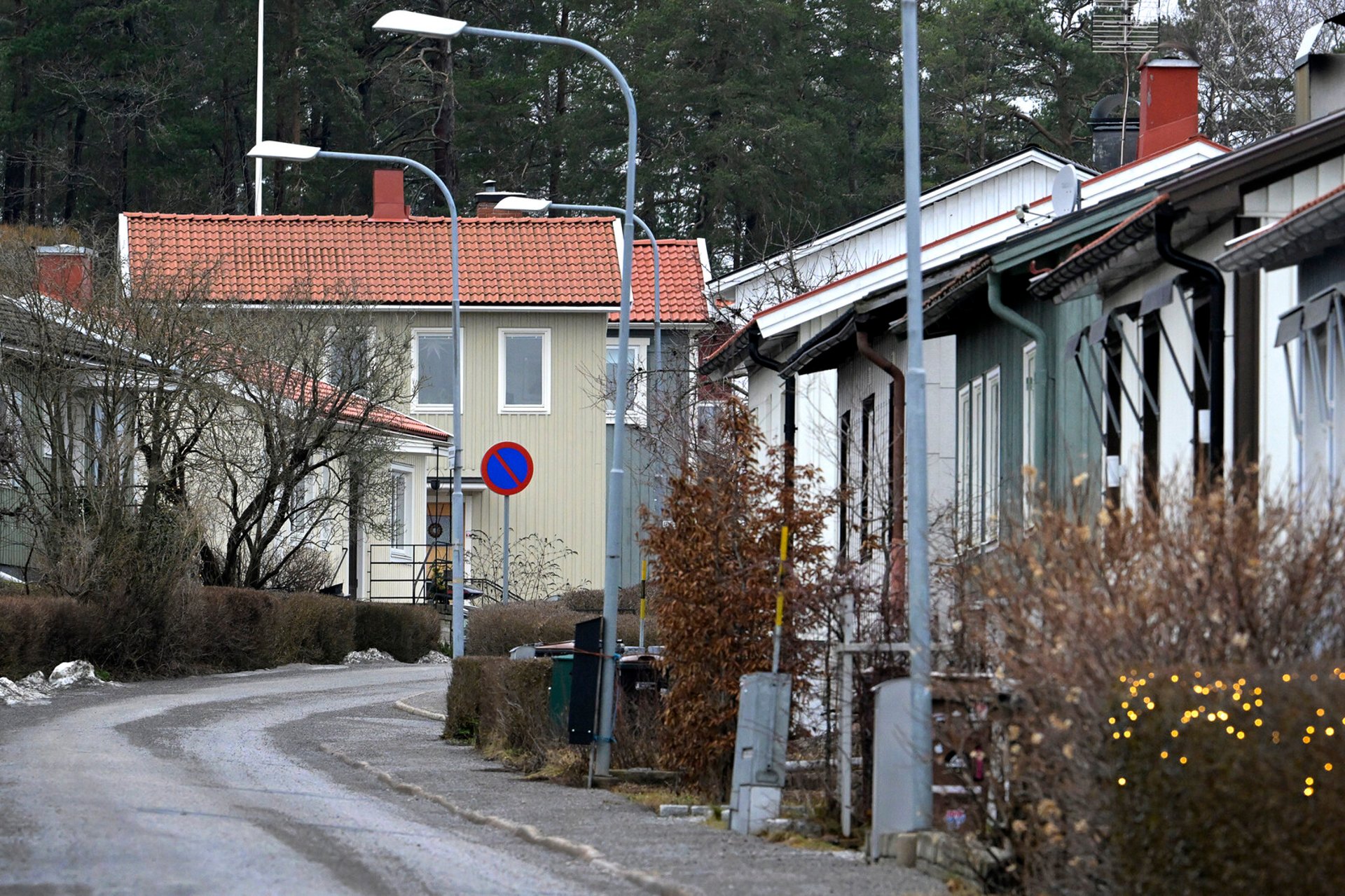 Danske Bank lowers adjustable mortgage rate