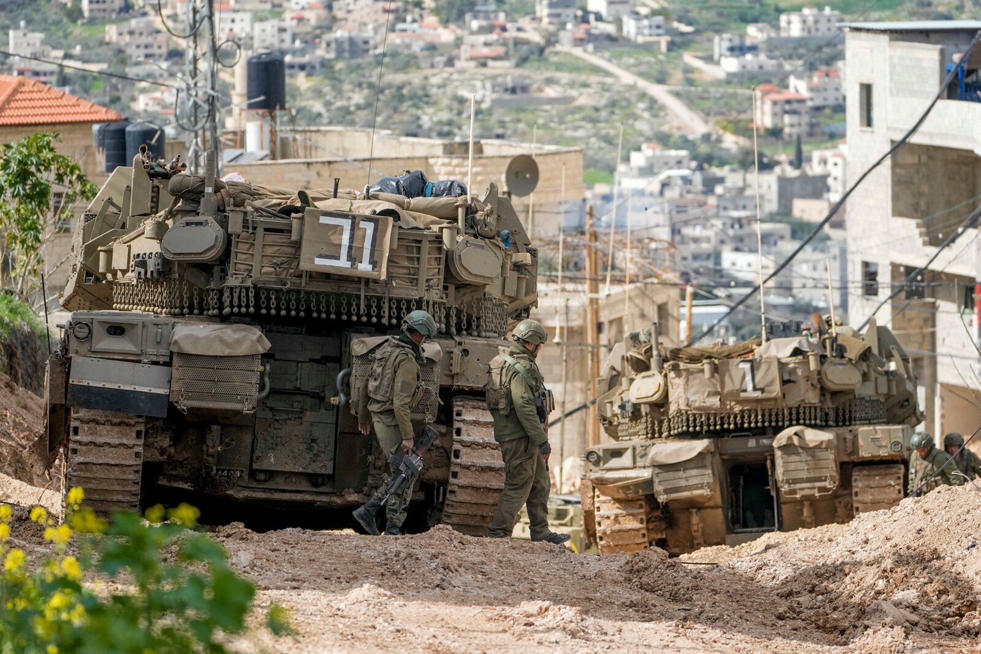 UN Urges De-escalation as Israel Expands West Bank Offensive