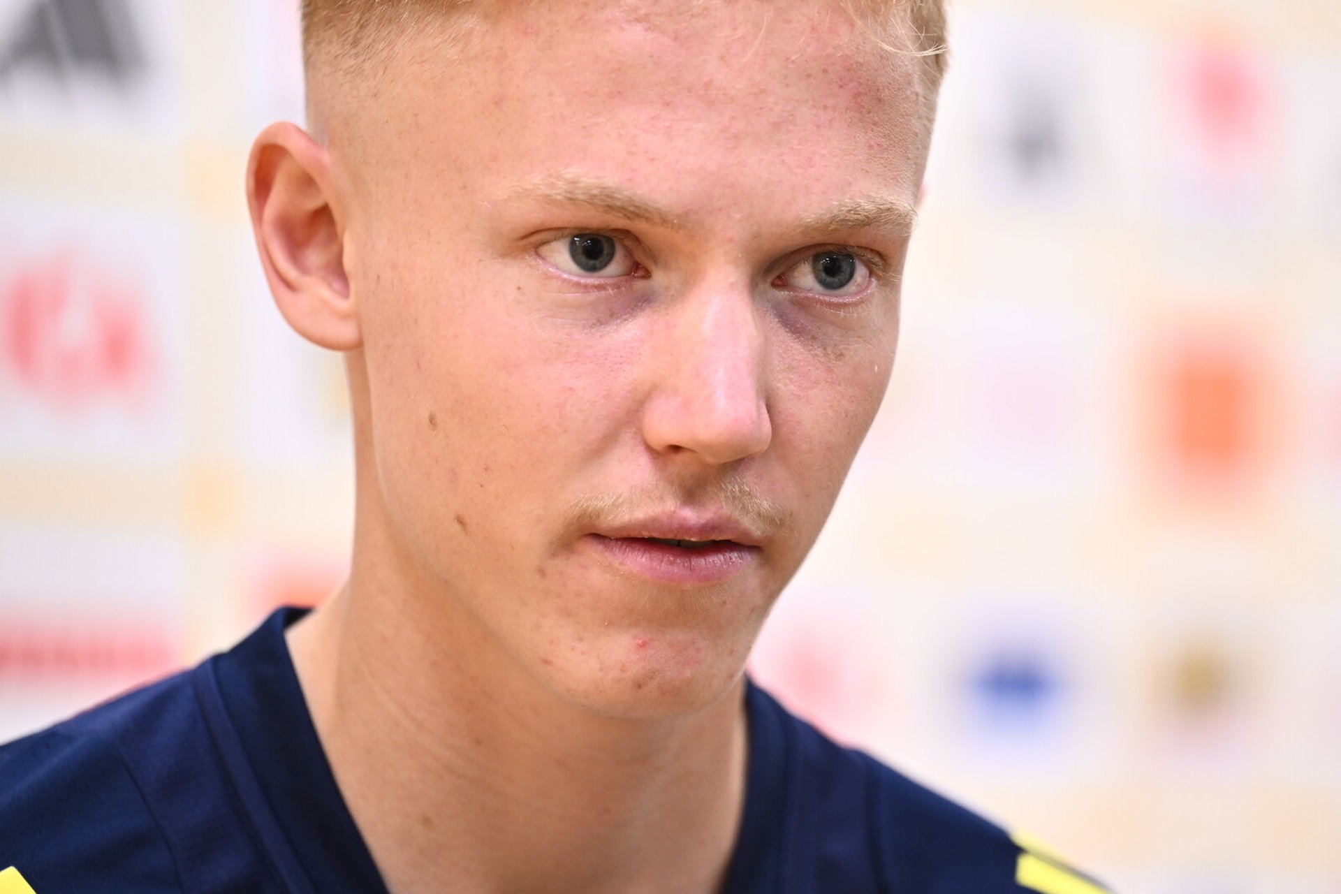 Larsson thigh-injured – 19-year-old replaces in Blue-Yellow