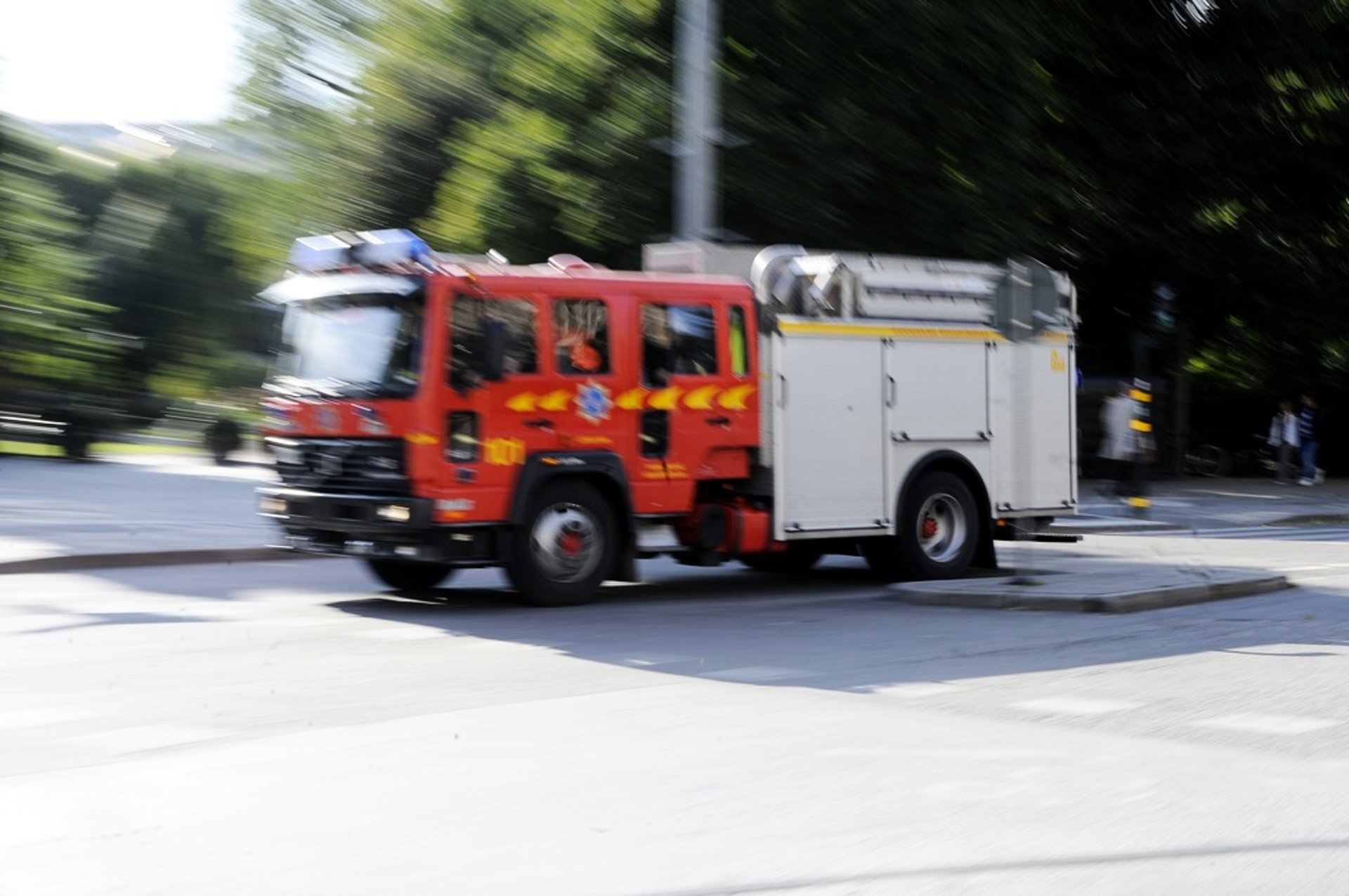 Ride-on lawn mower catches fire – man receives intensive care