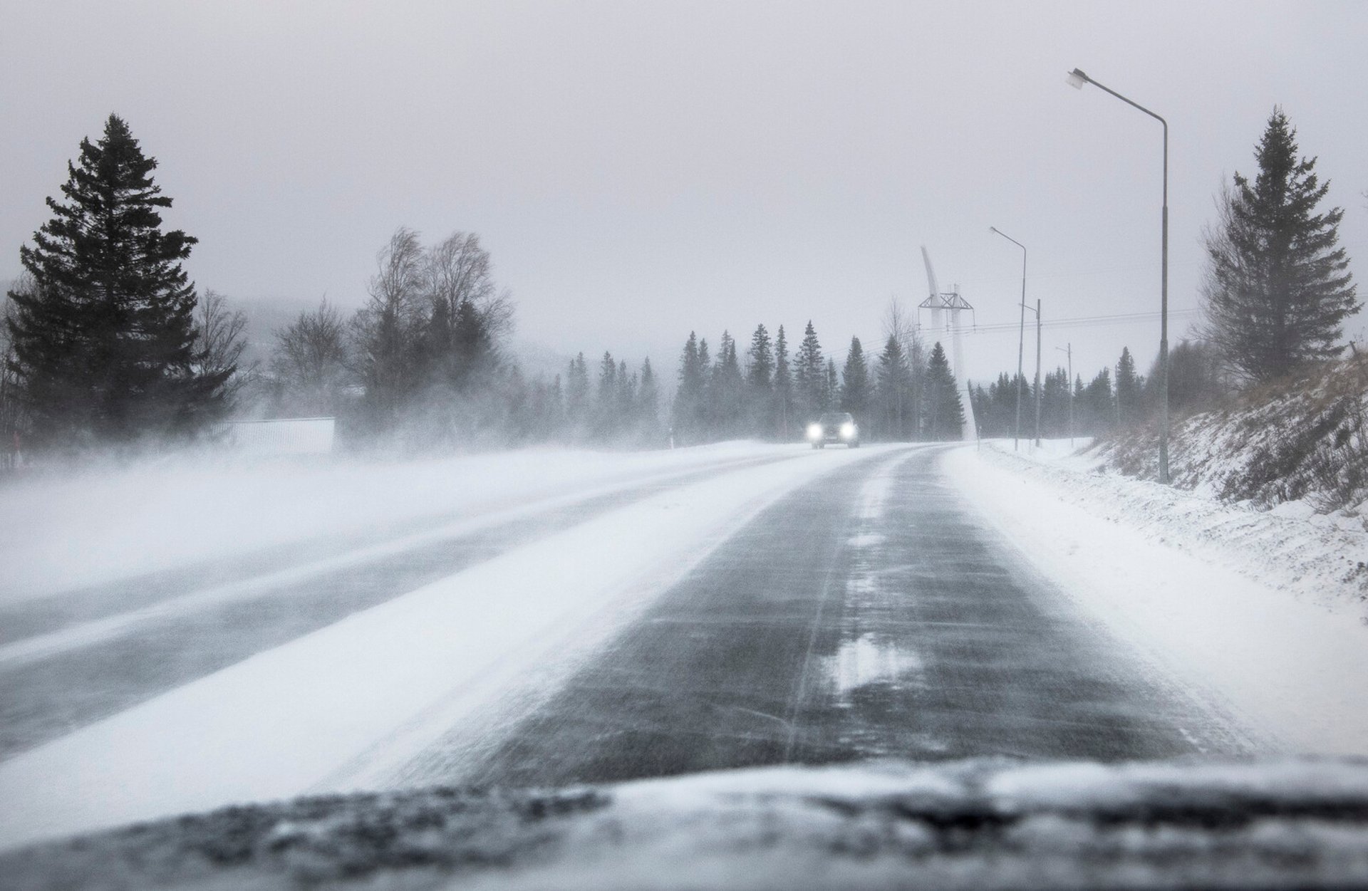 Ice Slip in Northern Sweden – Buses Stopped