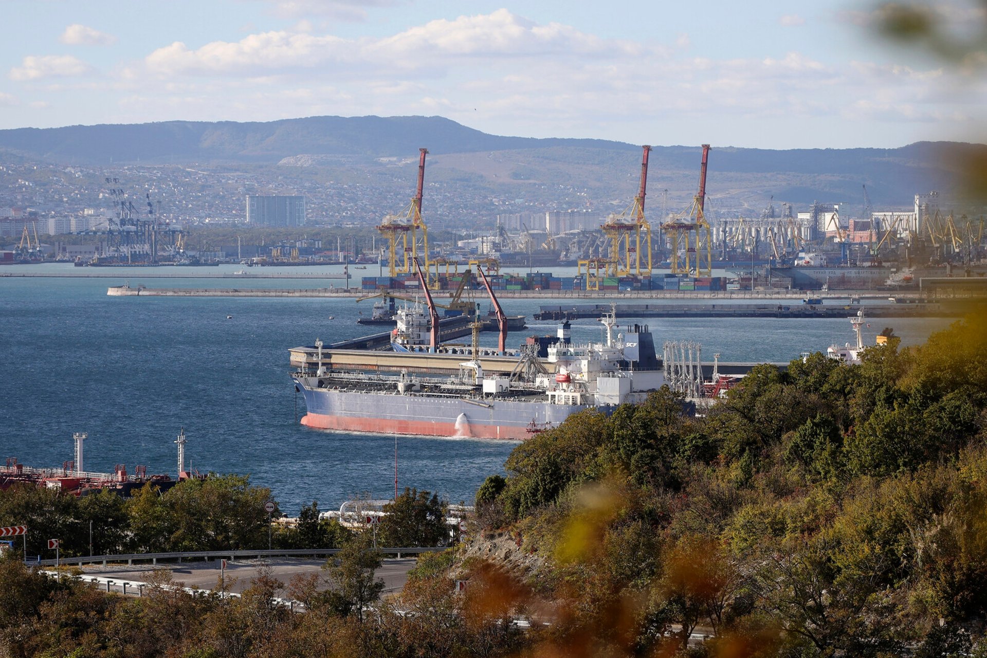 Russian shadow fleet behind emissions