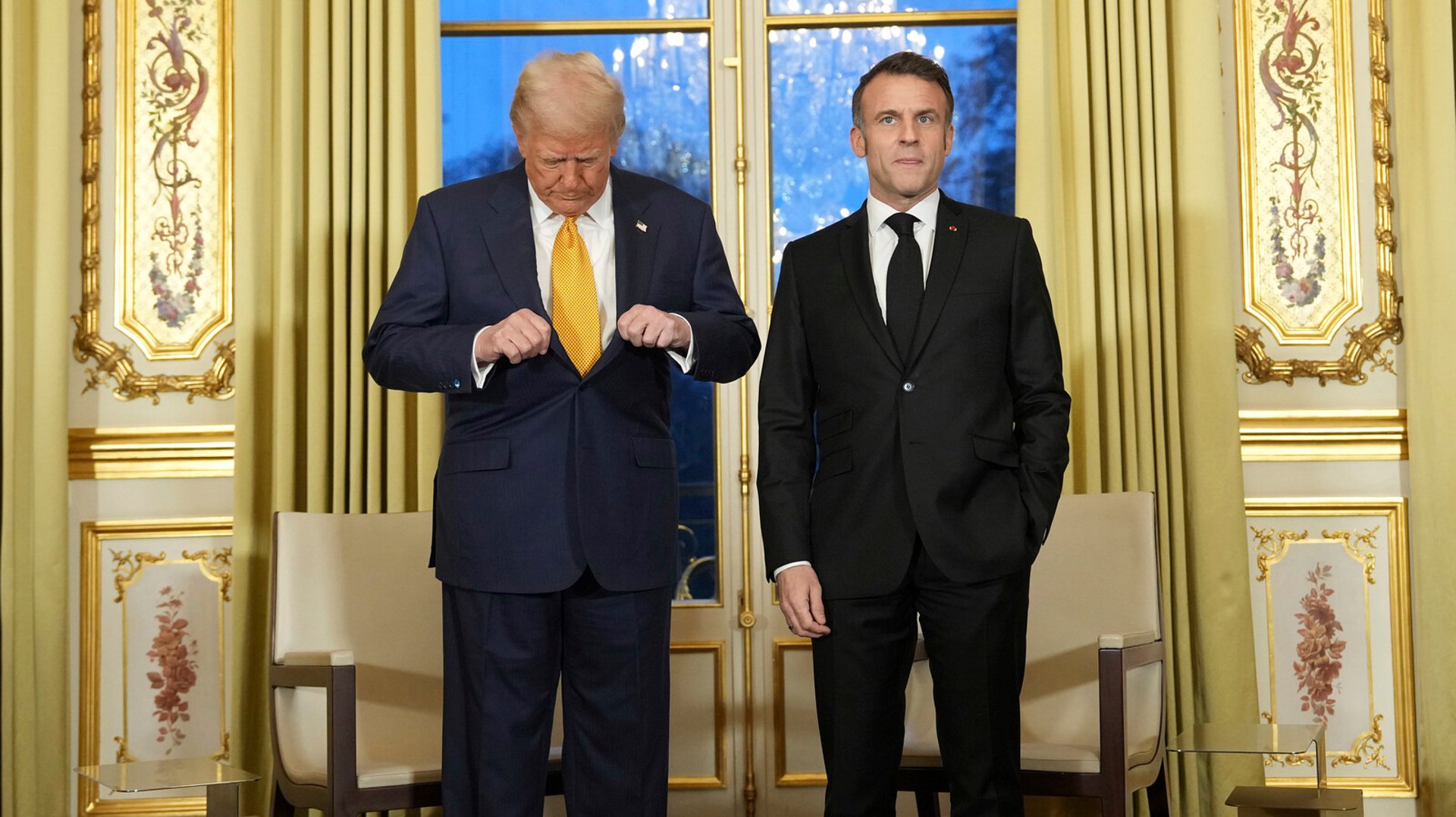 Macron: Stand up to Putin