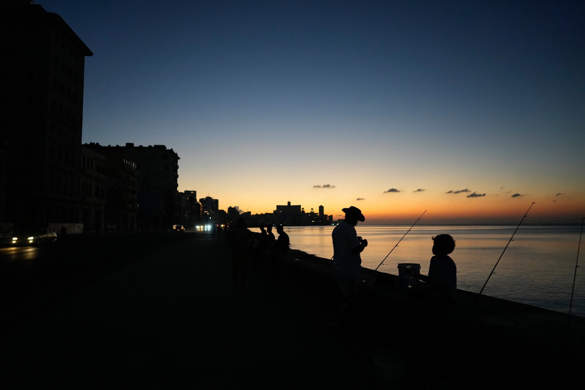 Second Night in a Row Without Electricity for Millions of Cubans