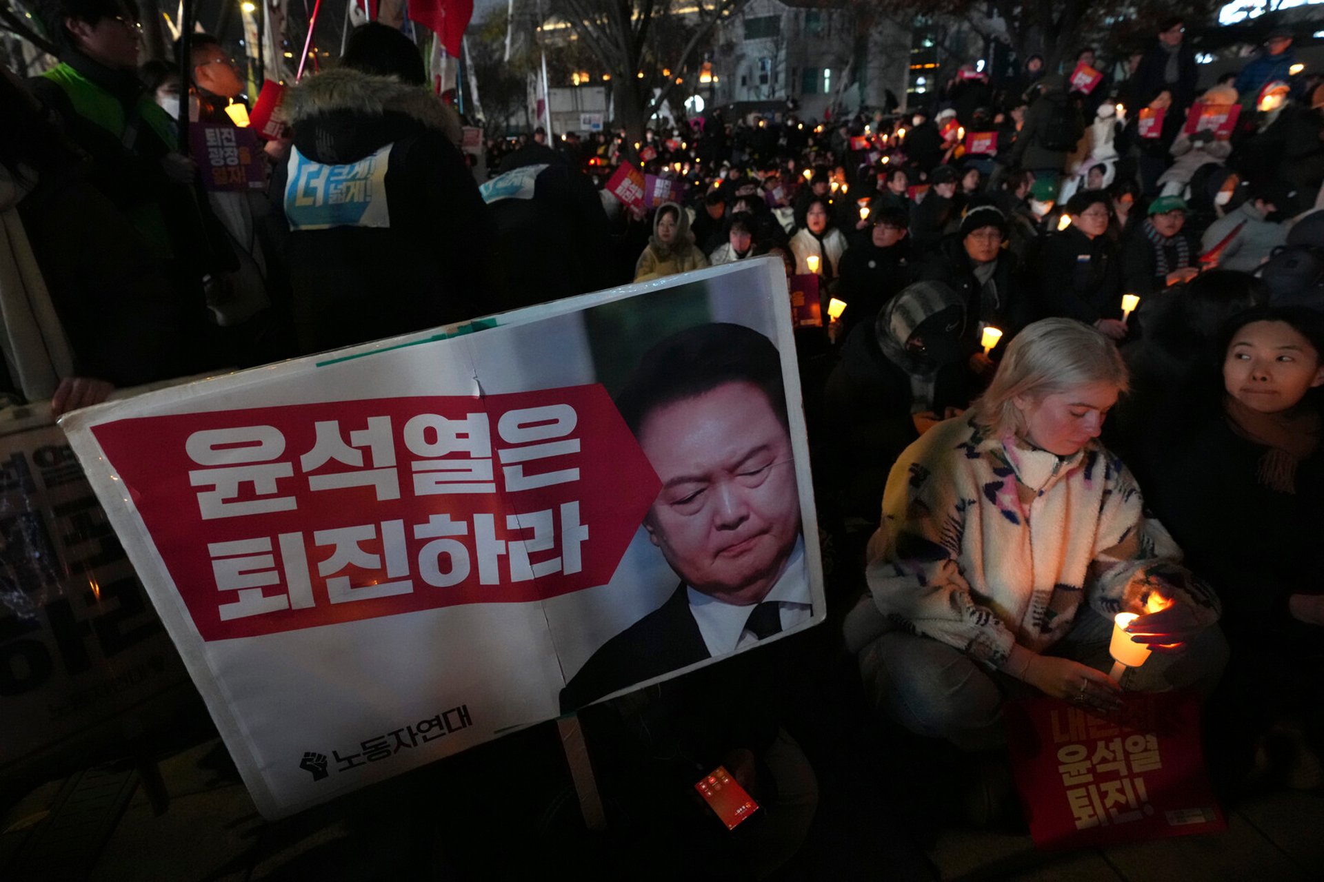 

South Korea's Yoon in trouble