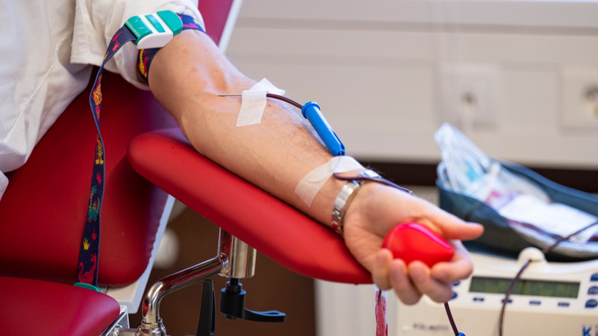 Acute Blood Shortage Threatens Planned Operations