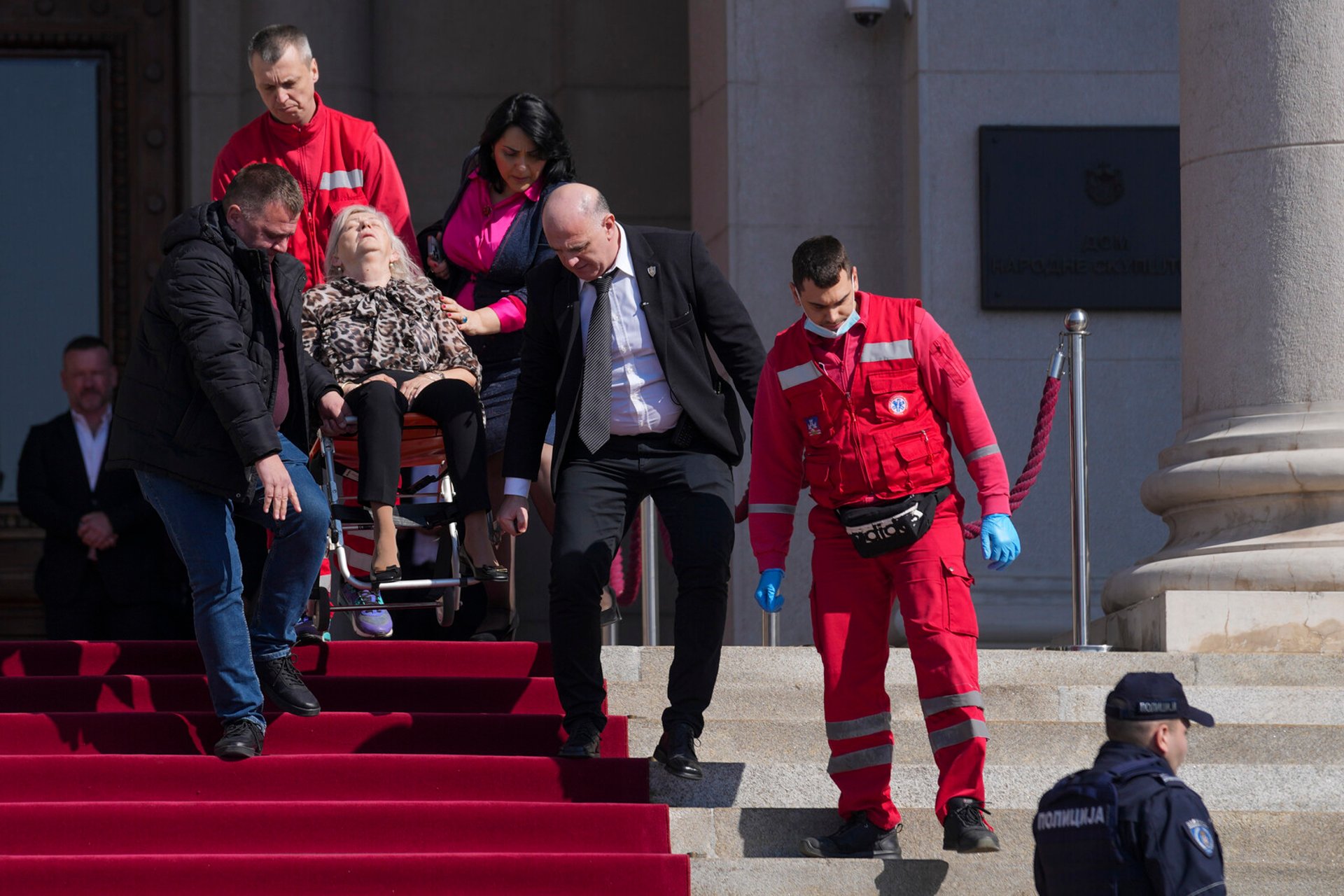 Chaos in Serbia's Parliament: Gas Grenades and Injuries Amid Protests