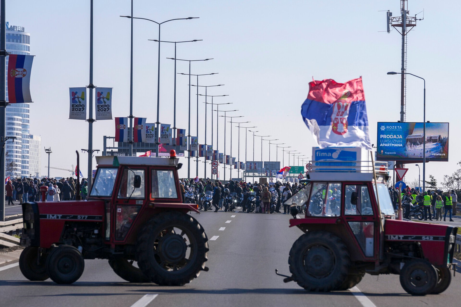 100 days of protests – motorway blockade in Serbia