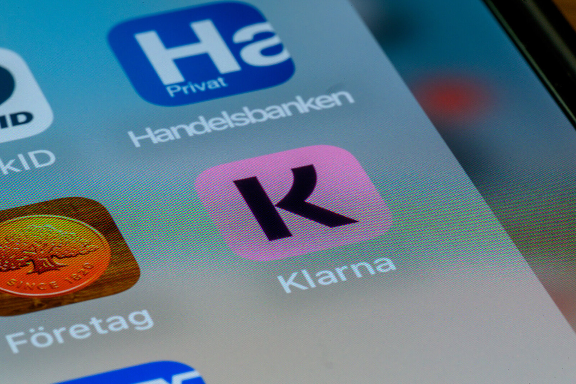 Klarna aims to list on