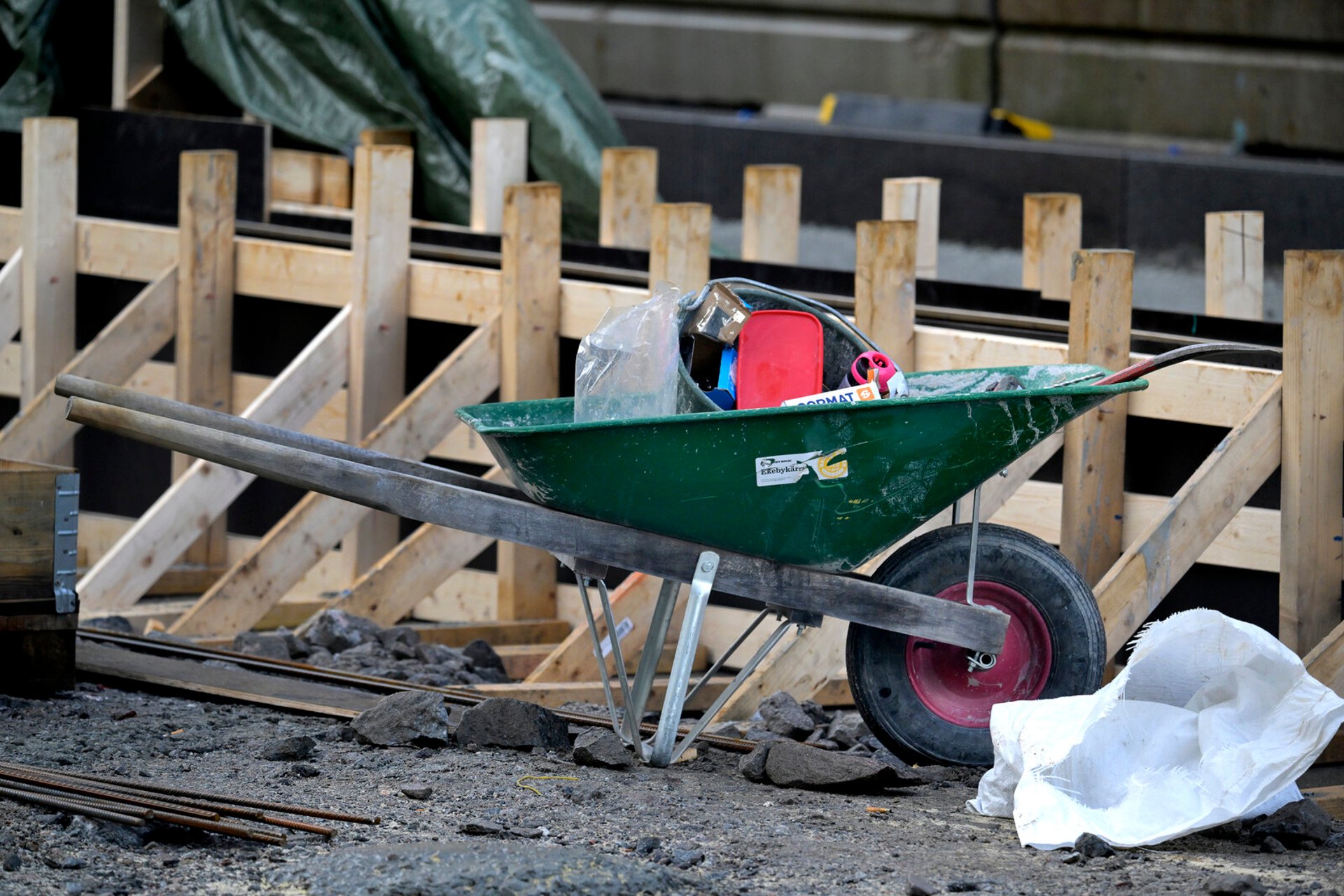 Small Boy Dies in Accident on Construction Site