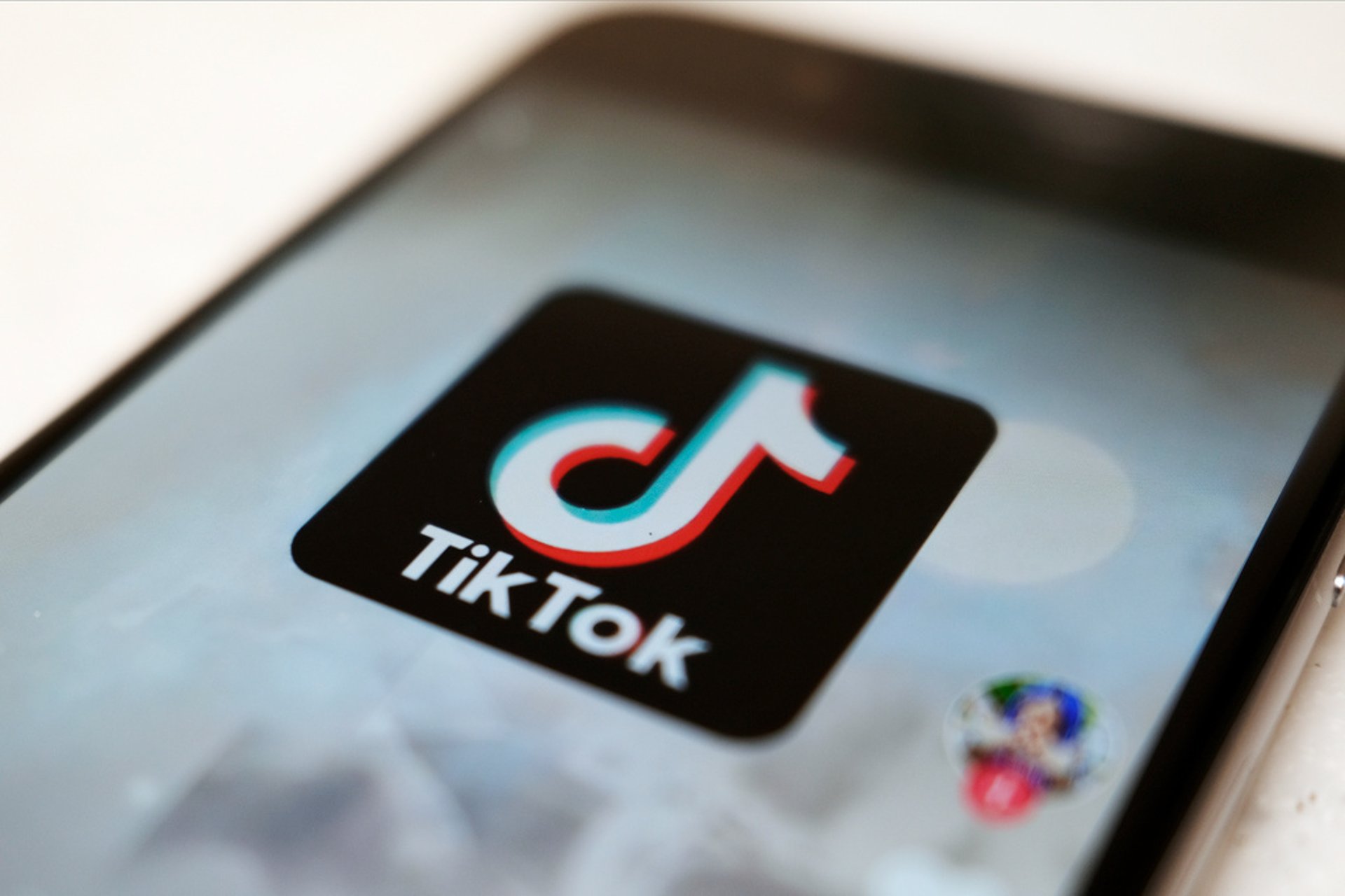 Girl Convicted of Defamation on Tiktok