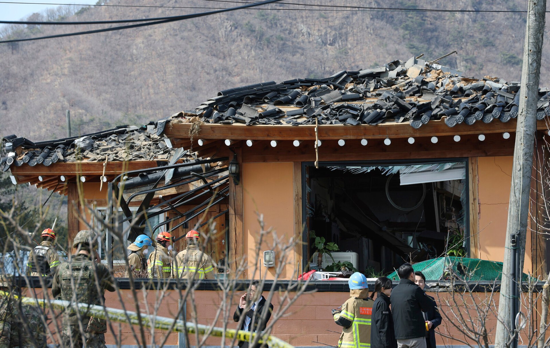 South Korean town bombed by mistake – many injured