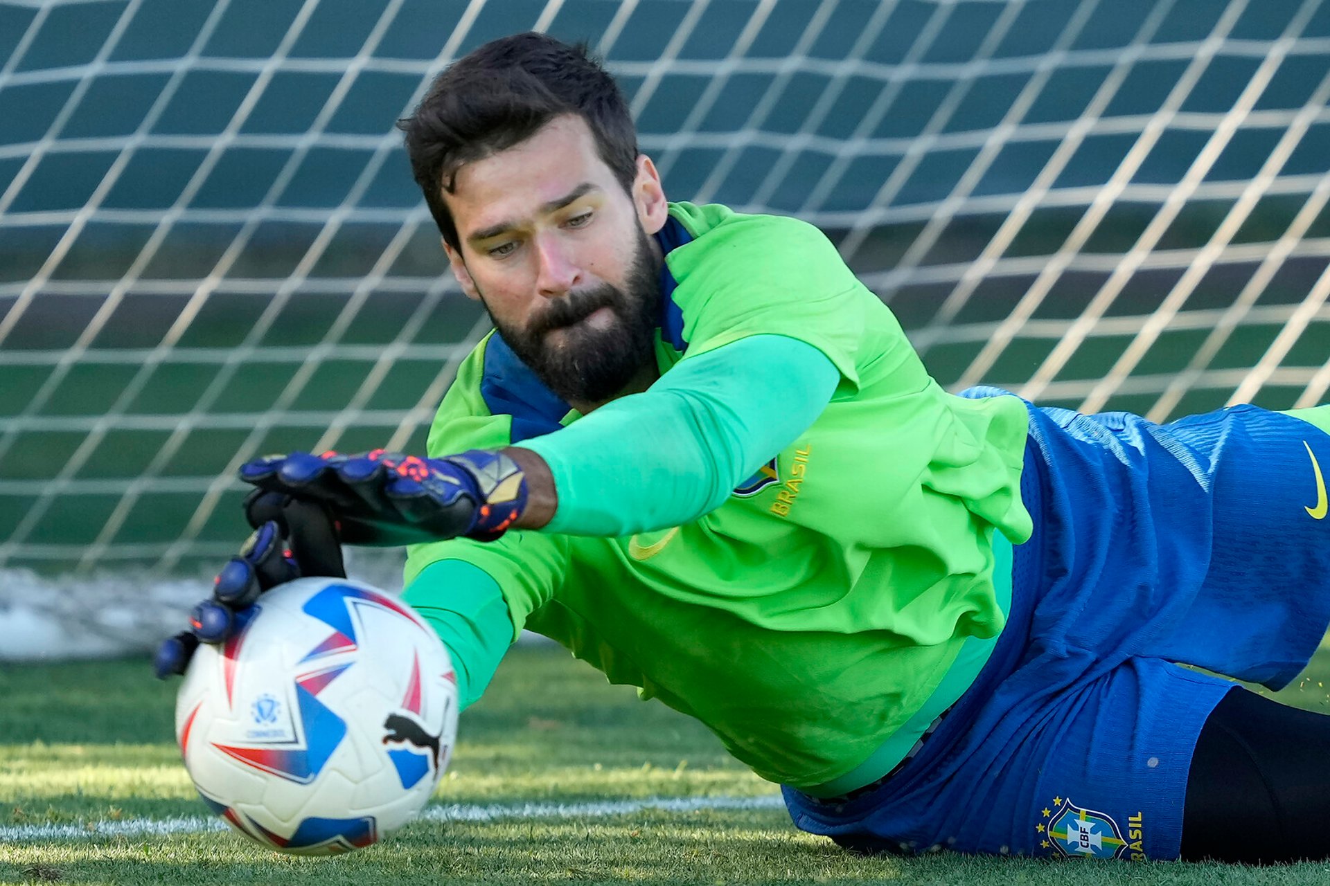 Alisson Becker out for six weeks