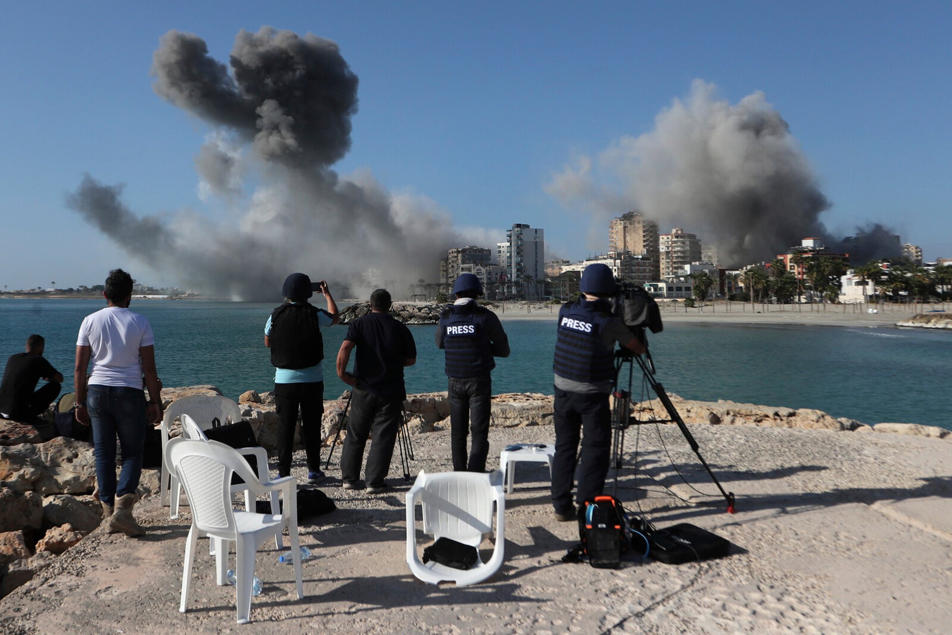 Smoke over Tyre after Israeli air strikes