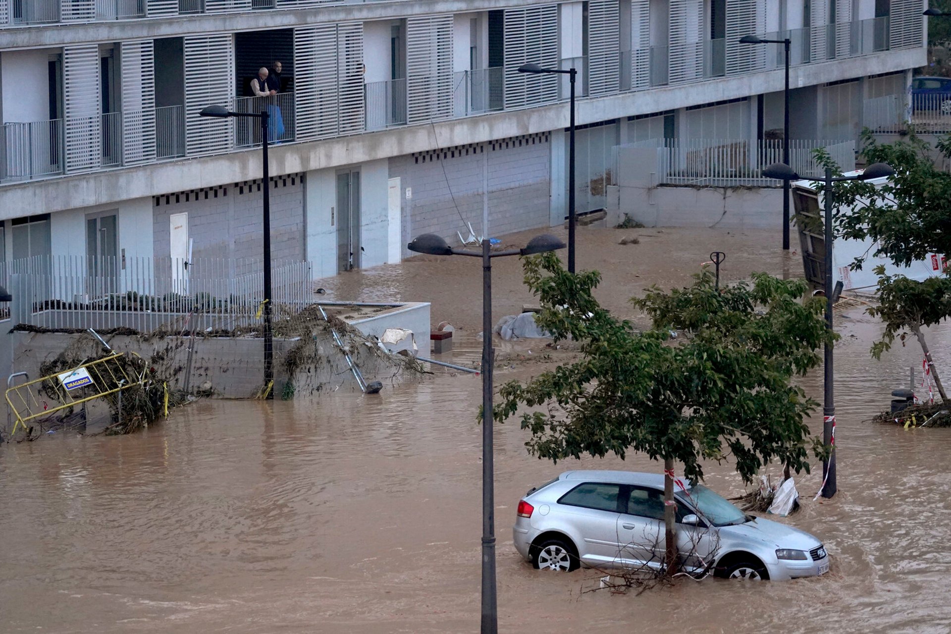 The Storm in Spain Stops Cup Matches