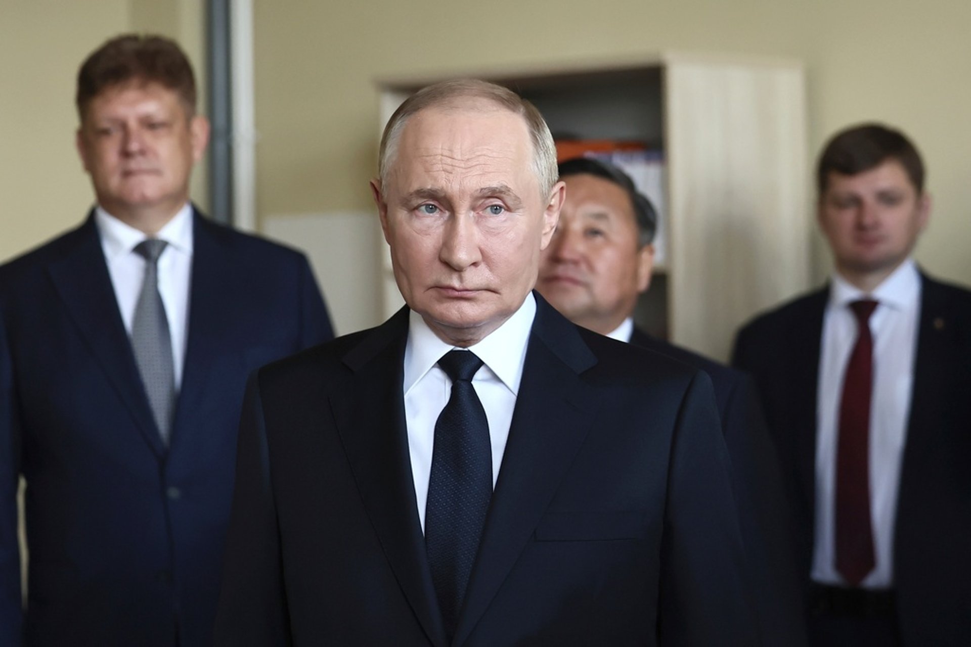 Putin to schoolchildren: Dealing with scoundrels in Kursk