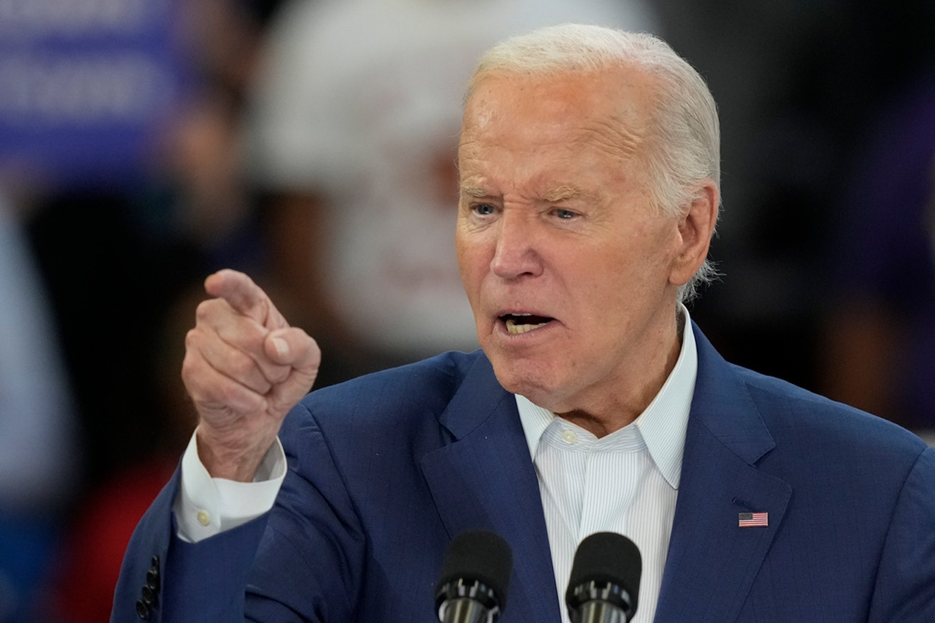 Expert: "Demands for Biden's Resignation Can Have an Effect"