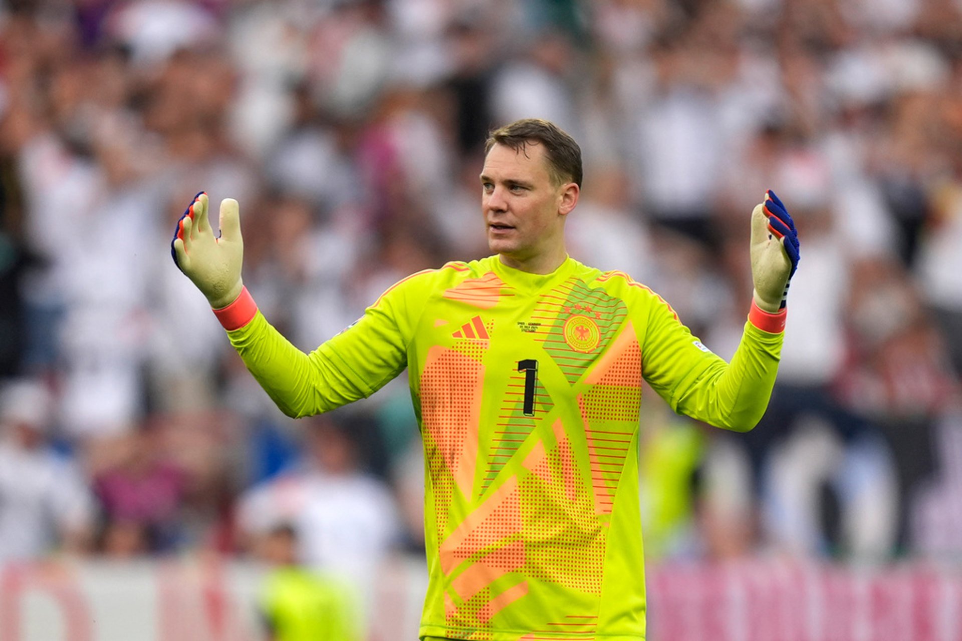 Manuel Neuer quits German national team