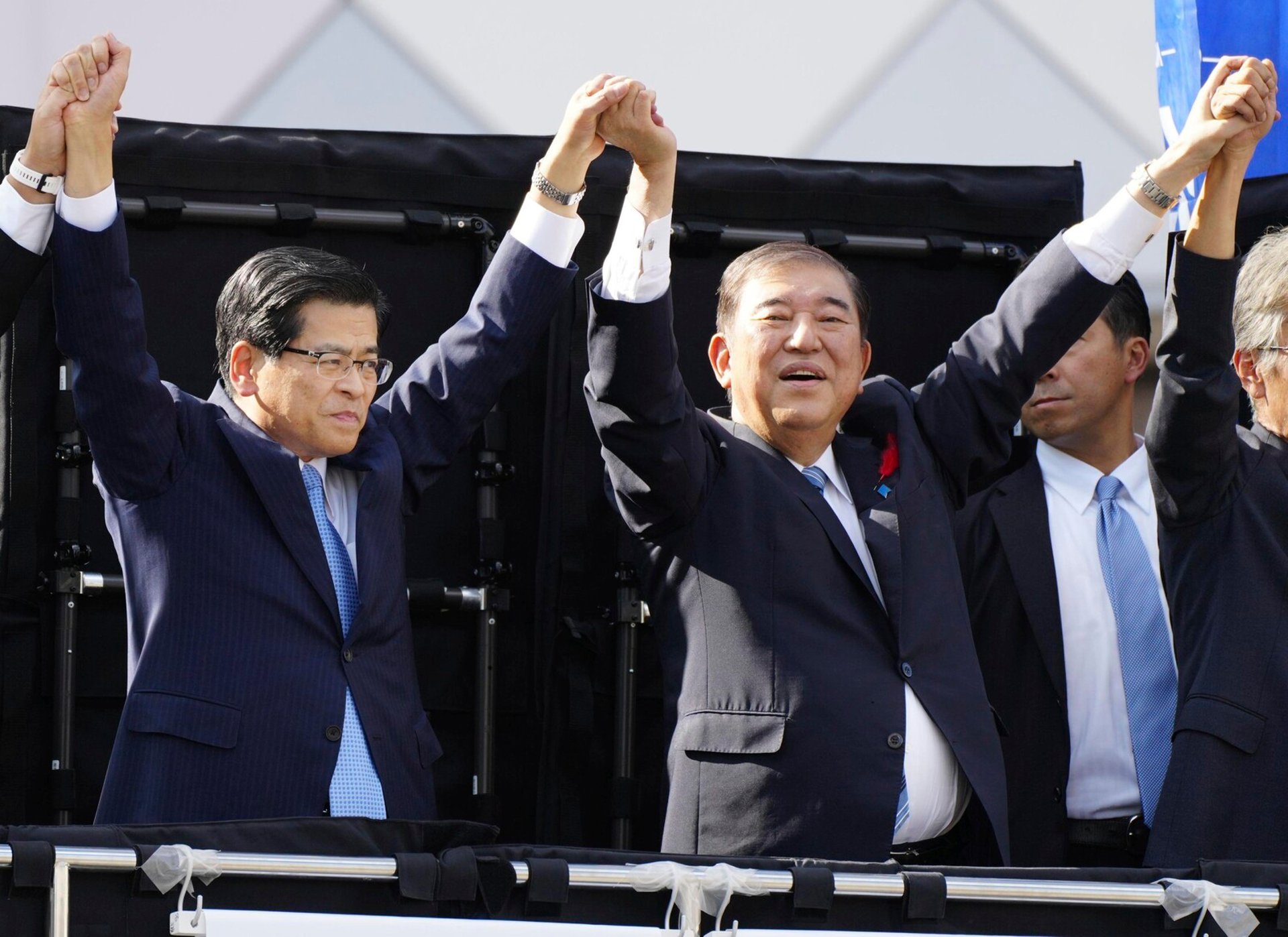 Ruling Party in Japan Loses Majority