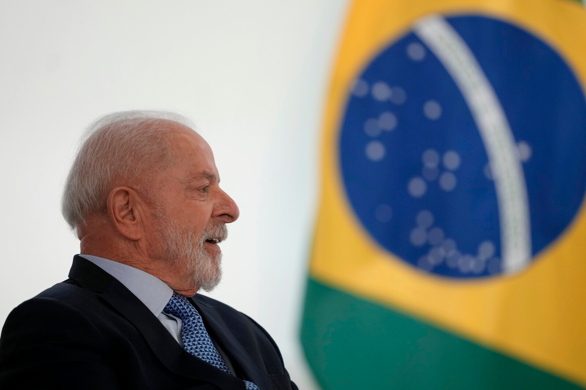 Lula in intensive care after