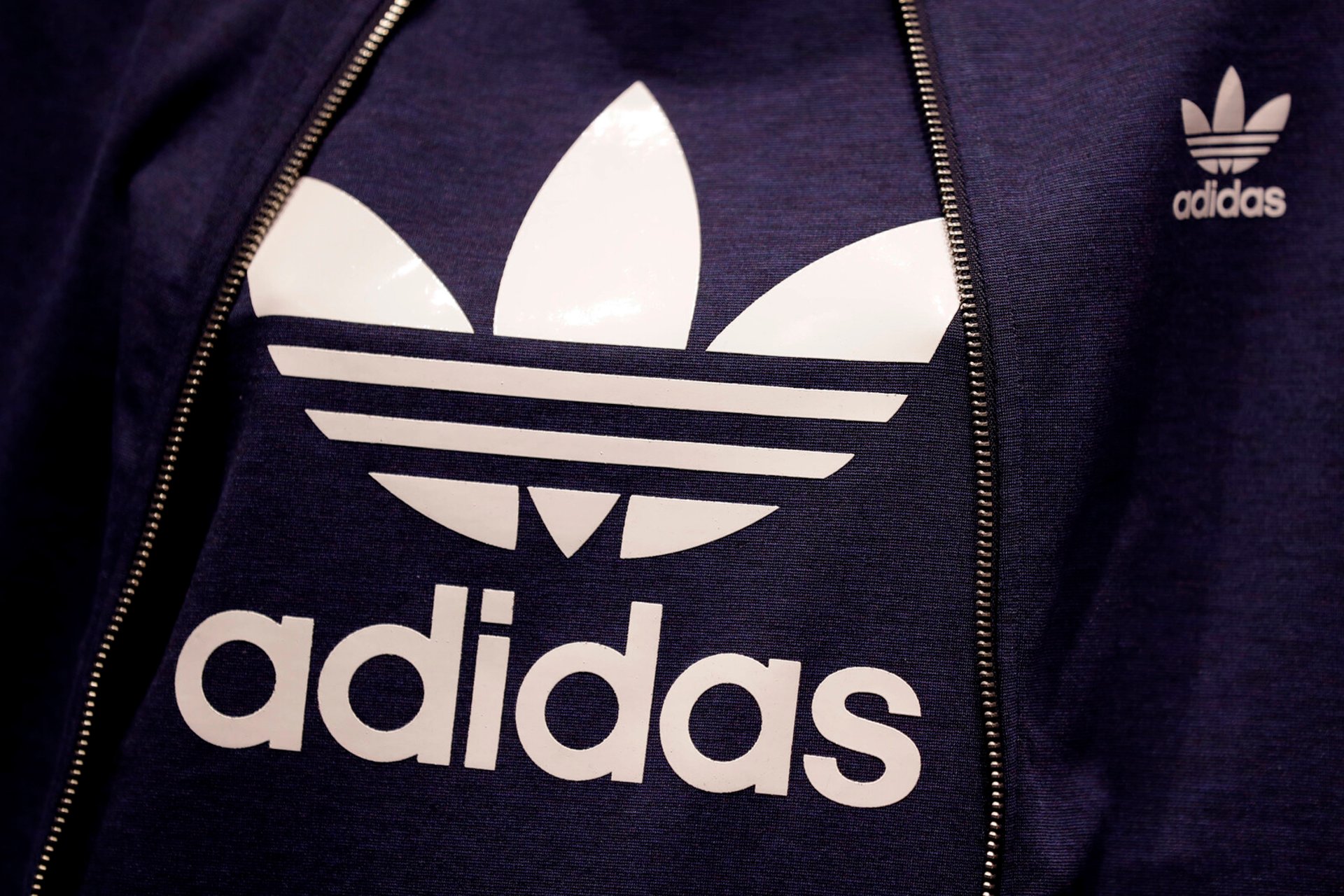 Adidas Sees Retro Shoe Boom Driving Profits Despite Analyst Caution