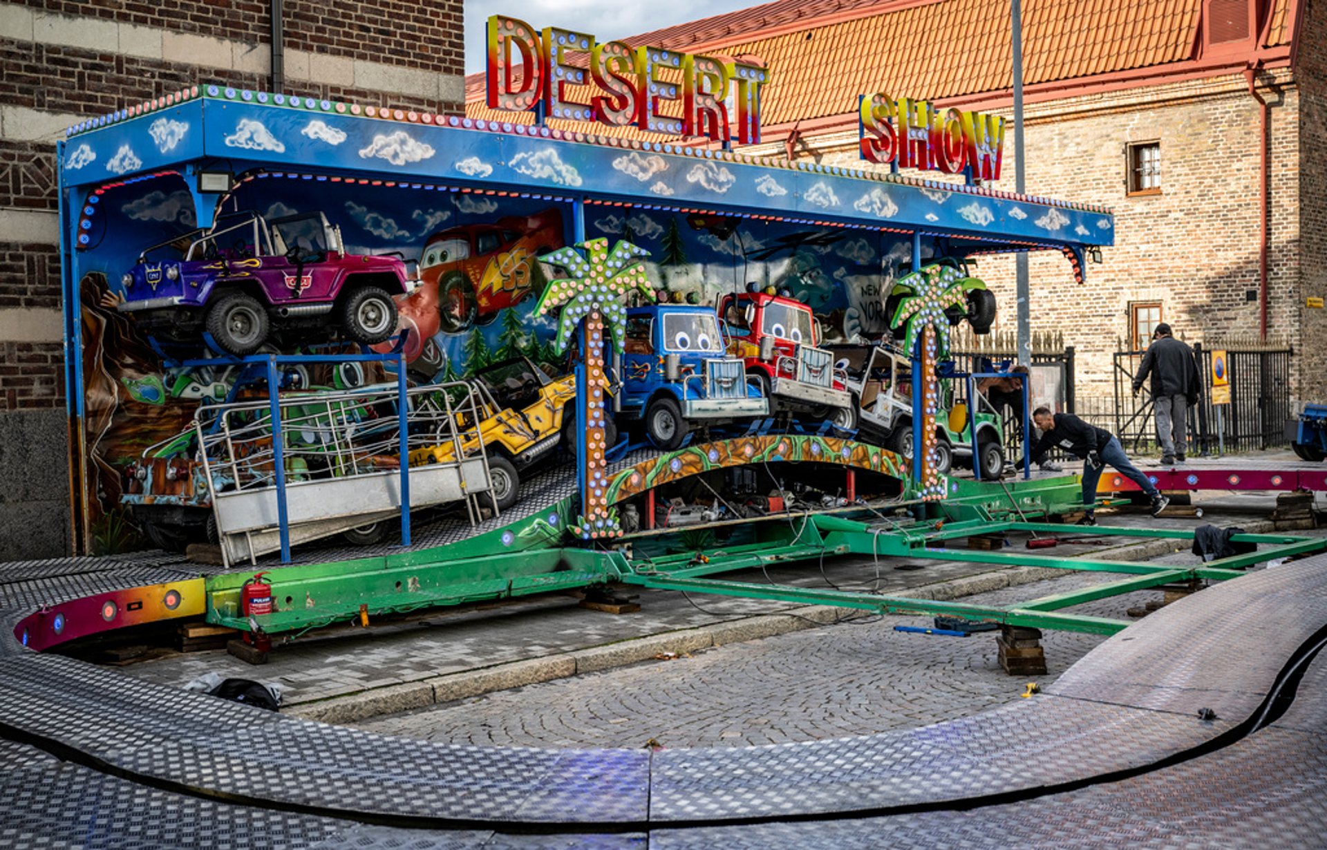 Carousel overturns at amusement park in Kristianstad