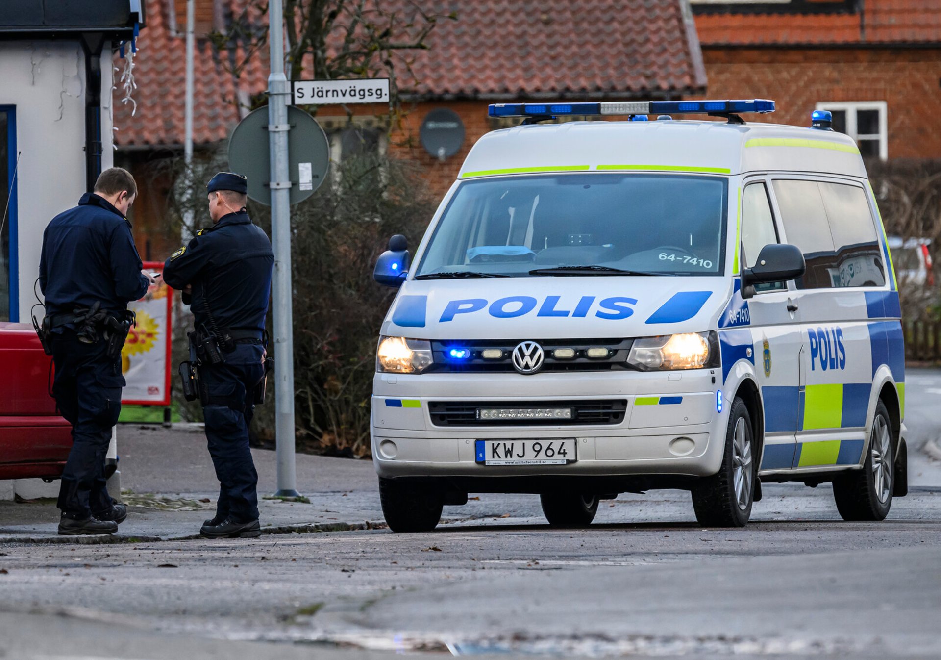 Students injured by rockets at school