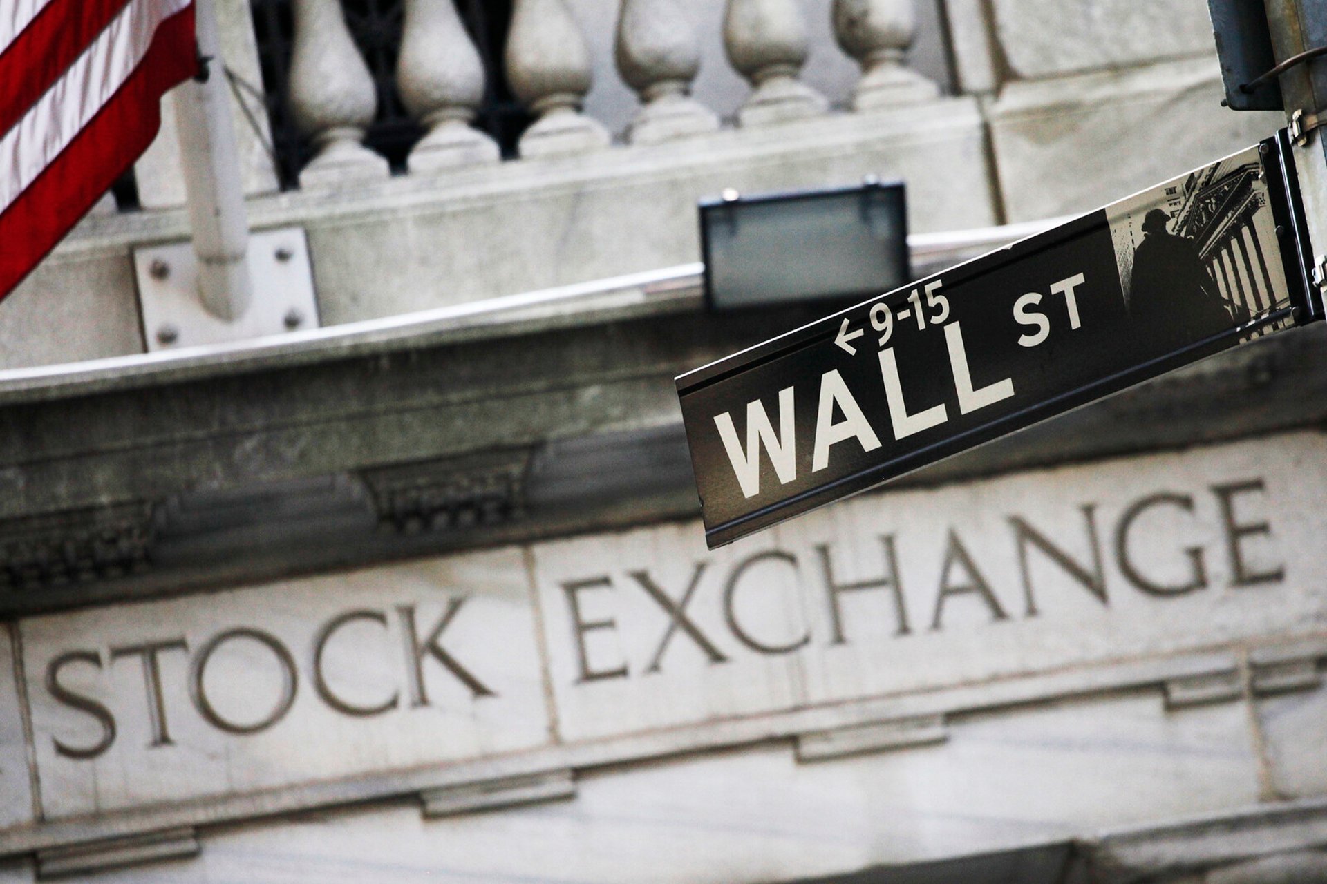 Detailists dragged down the stock market in the USA