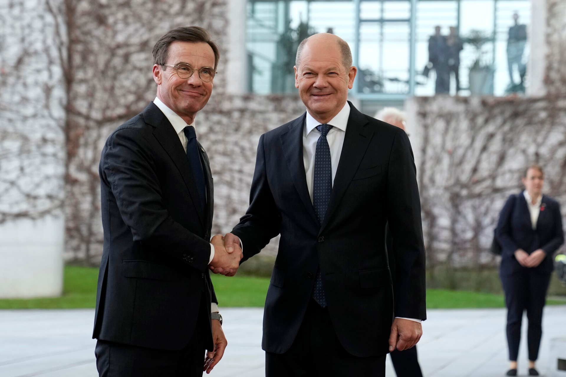 Ulf Kristersson: May Need to Quickly Increase Defense Spending