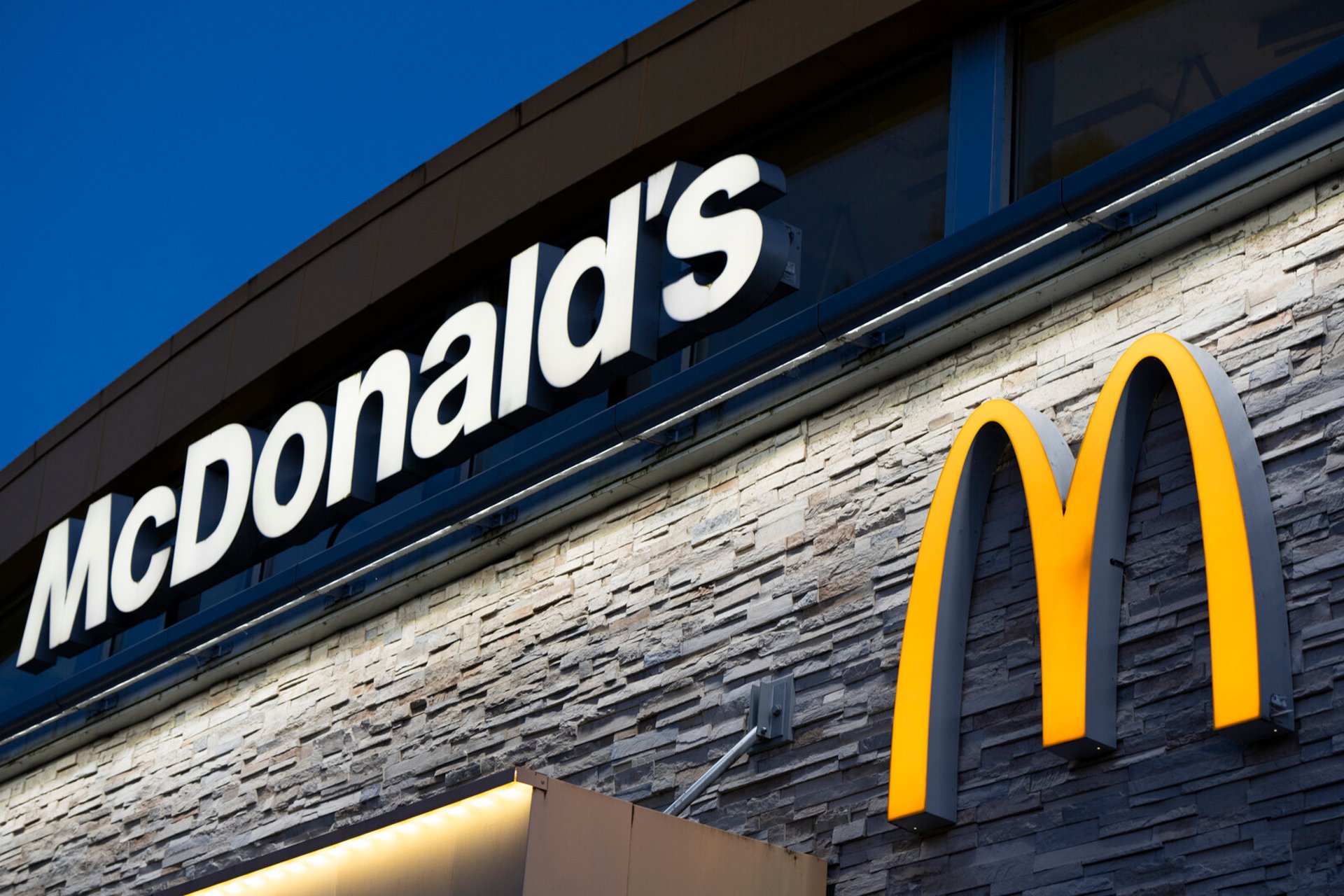 E-coli outbreak hit McDonald's results