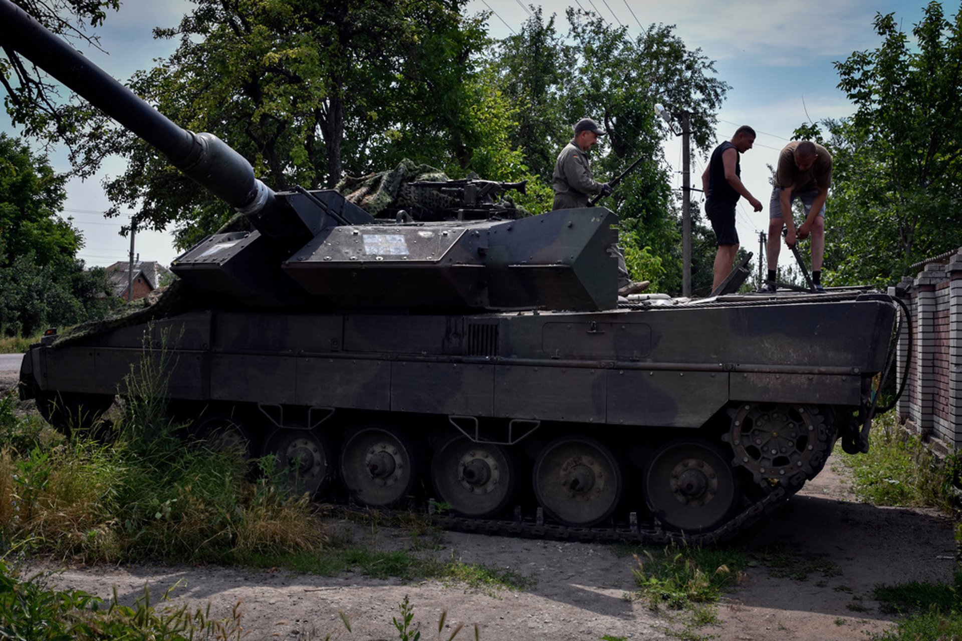 Battle Tanks Ready to be Sent to Ukraine